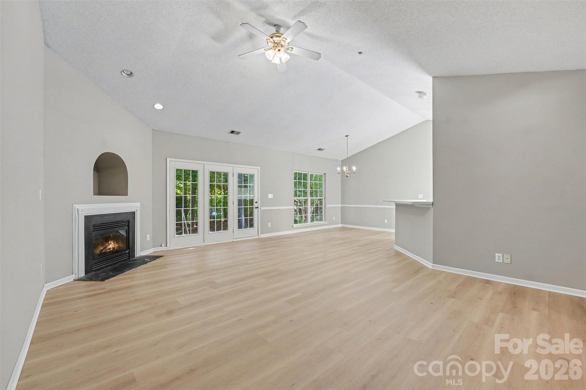 131 Devon Forest Drive Property Photo 6