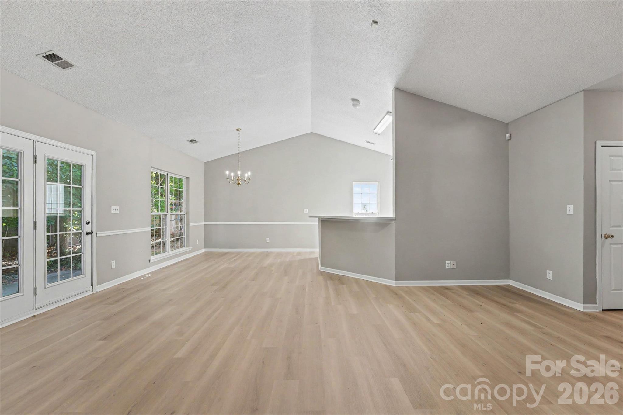 131 Devon Forest Drive Property Photo 9