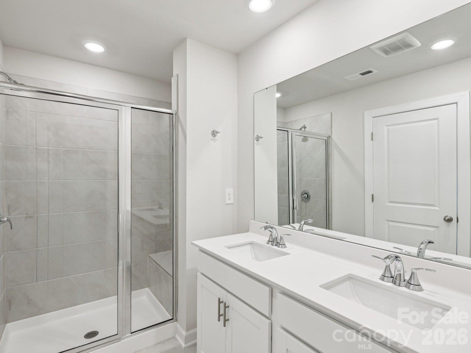 8013 Hidden Springs Drive Property Photo 17