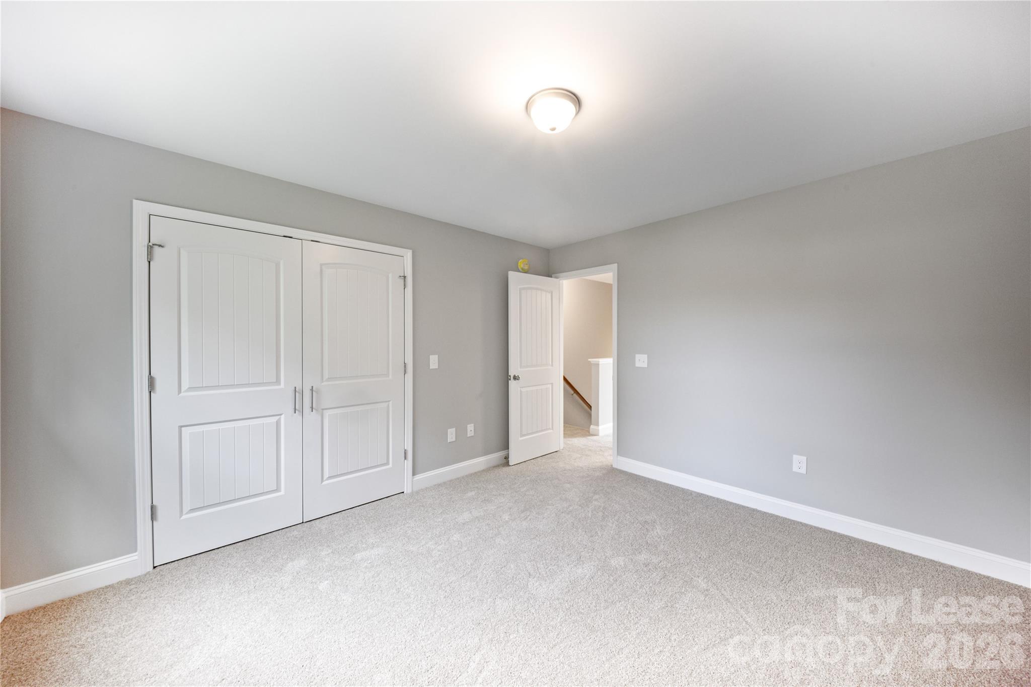 2700 Ridge Avenue Property Photo 10