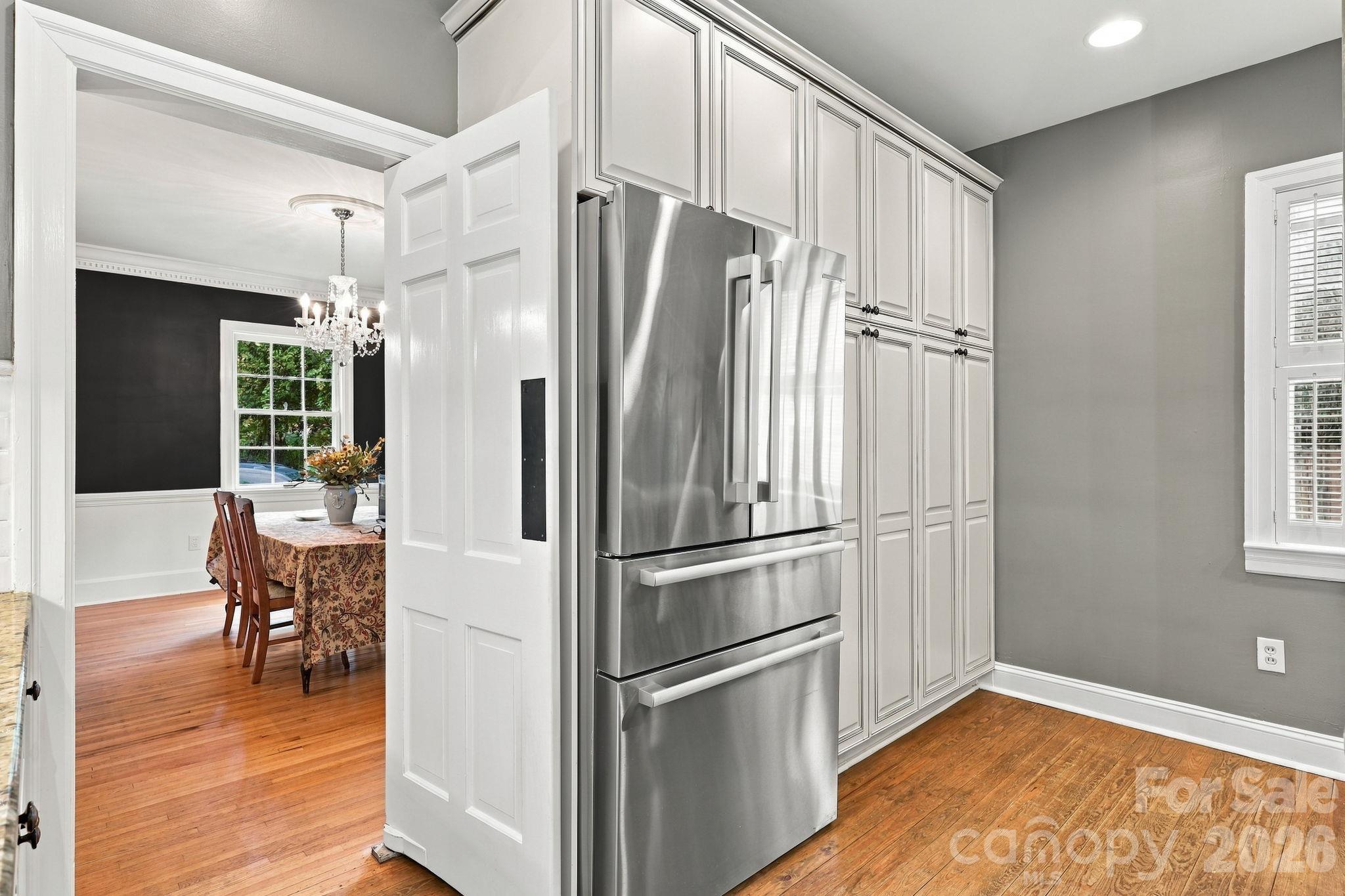 259 Sunset Street Property Photo 8