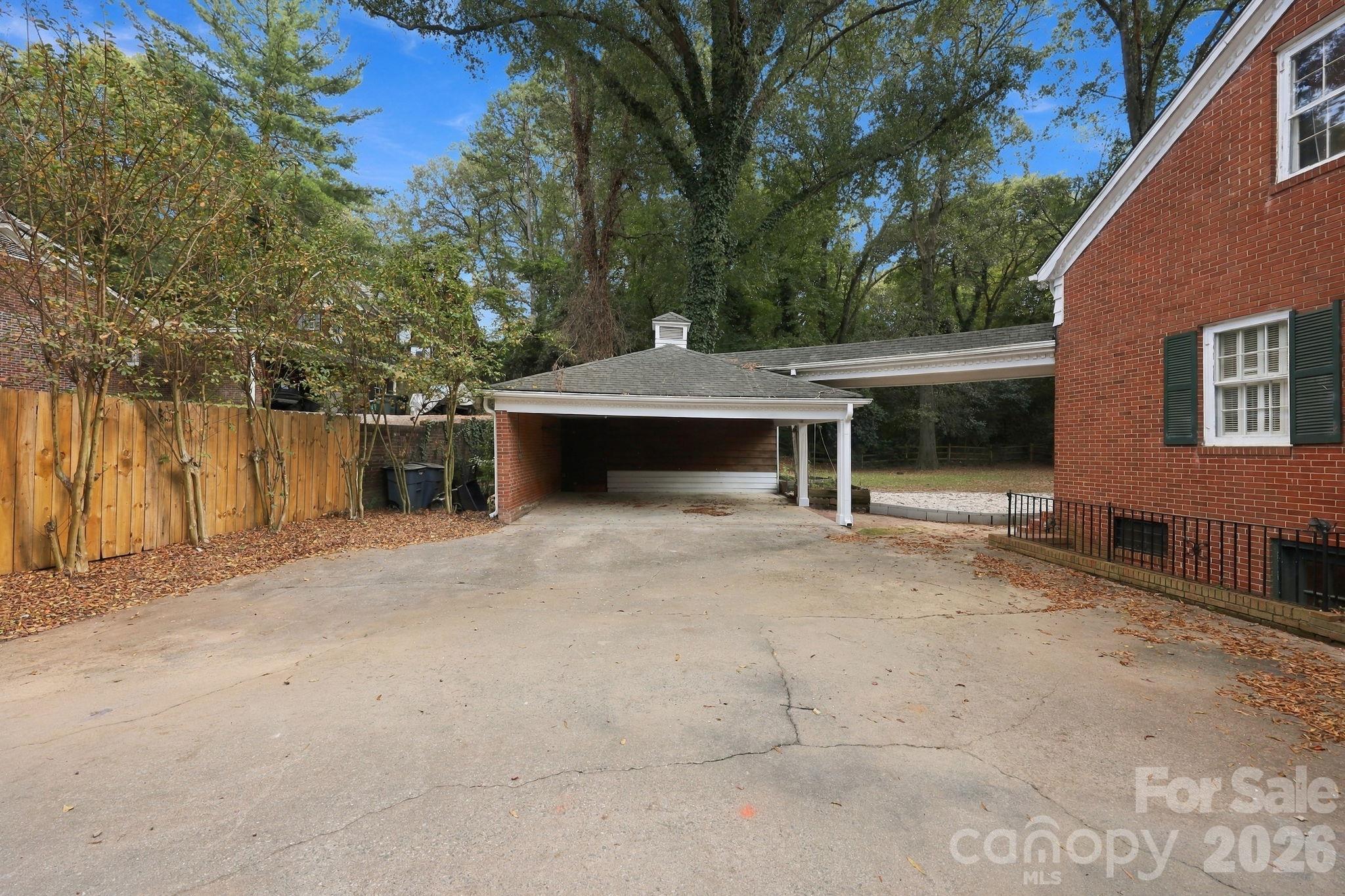 259 Sunset Street Property Photo 27