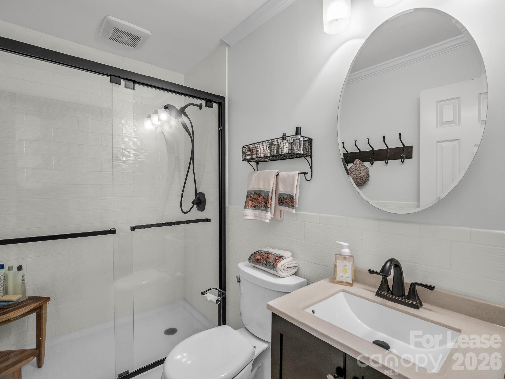 335 Melrose Avenue 111 Property Photo 20