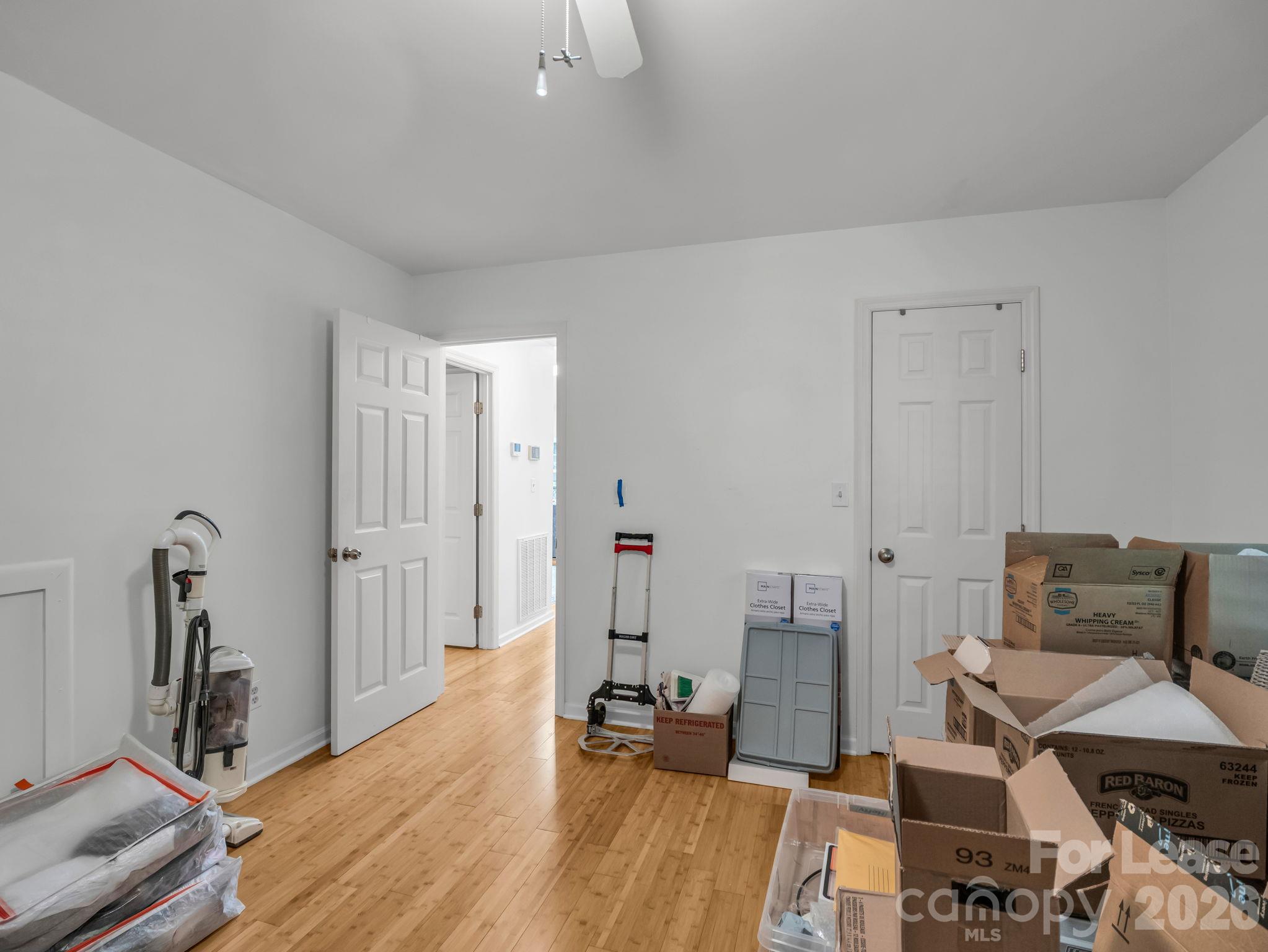 335 Melrose Avenue 111 Property Photo 22