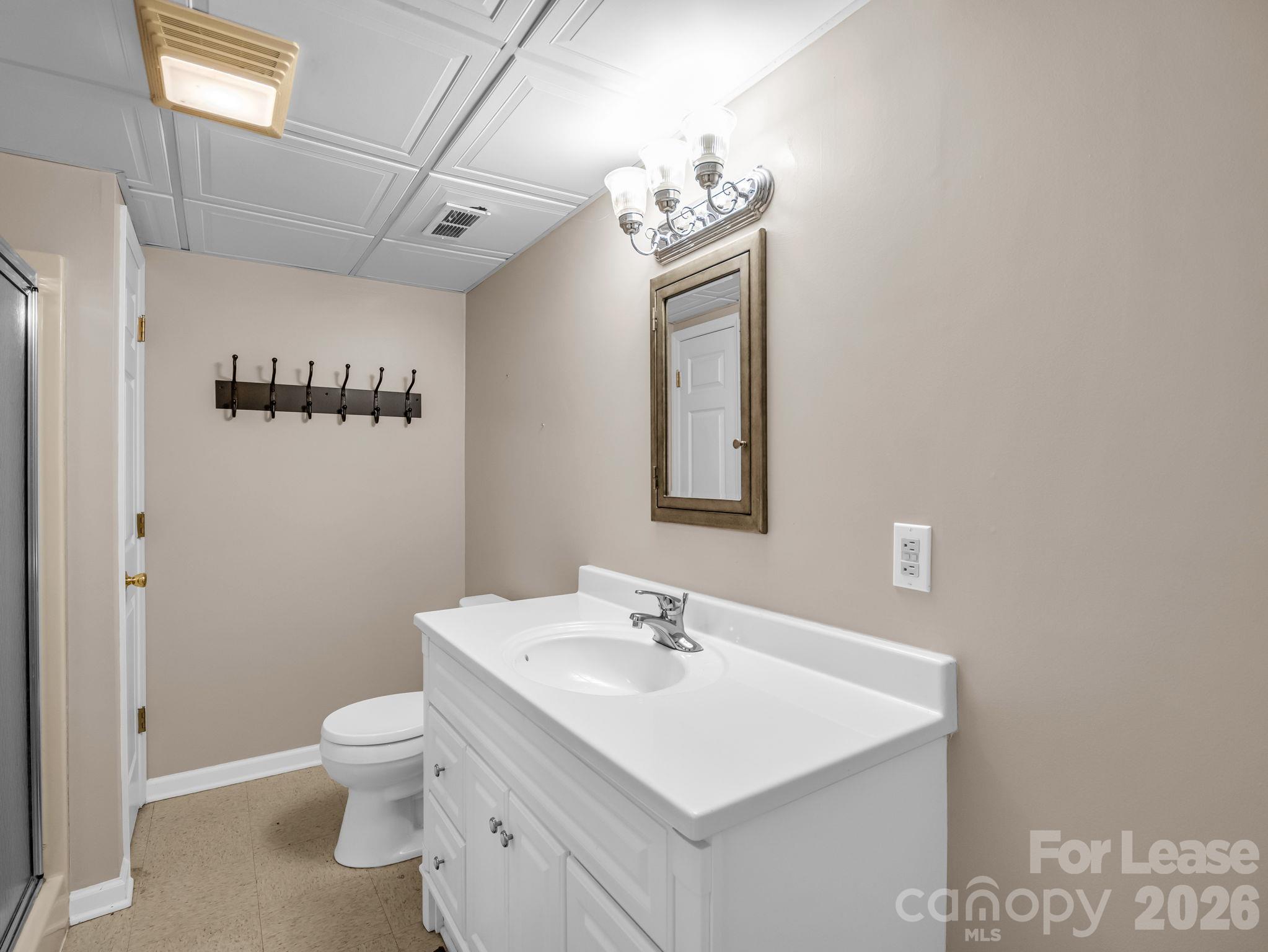 335 Melrose Avenue 111 Property Photo 34