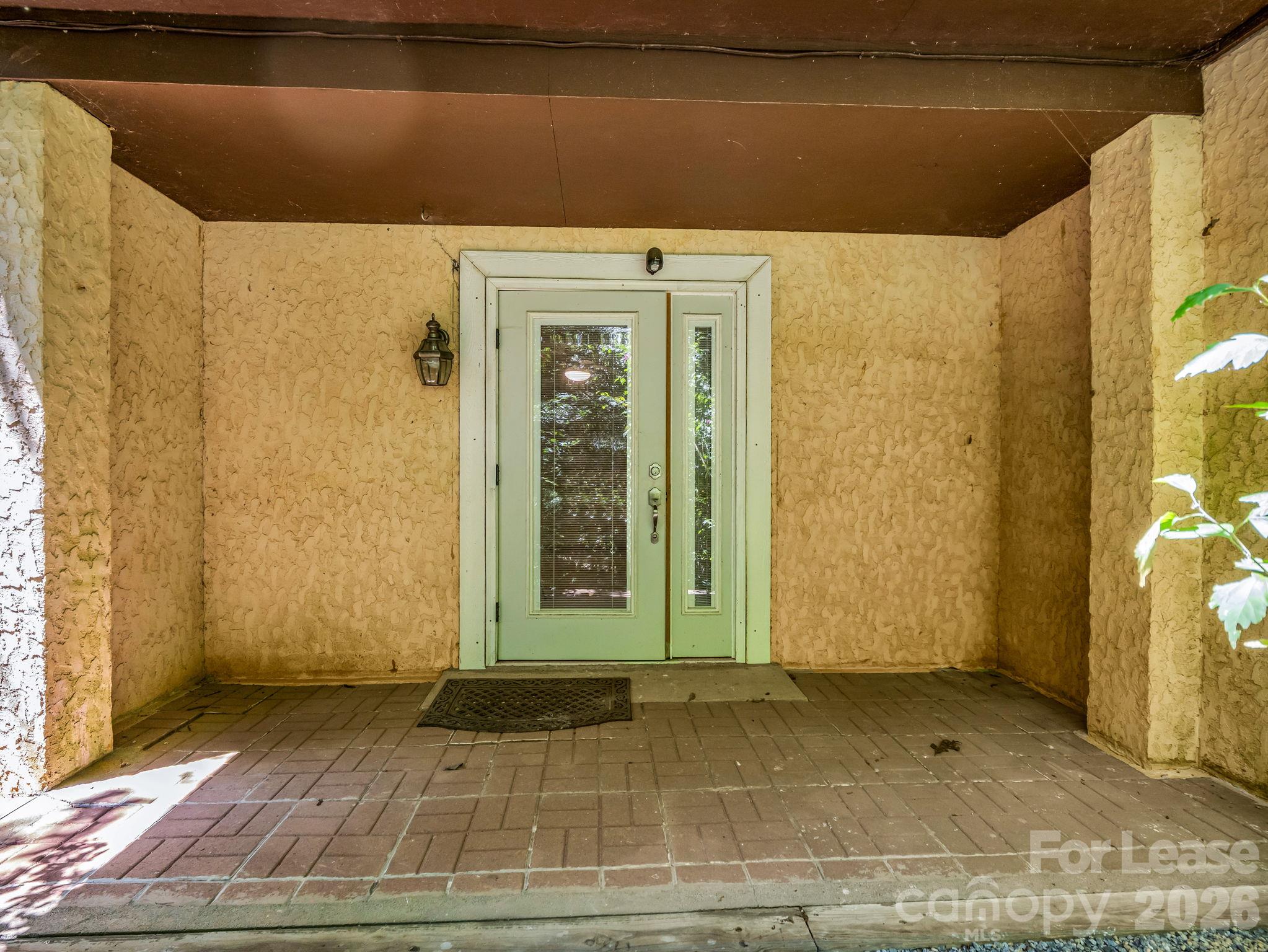 335 Melrose Avenue 111 Property Photo 38