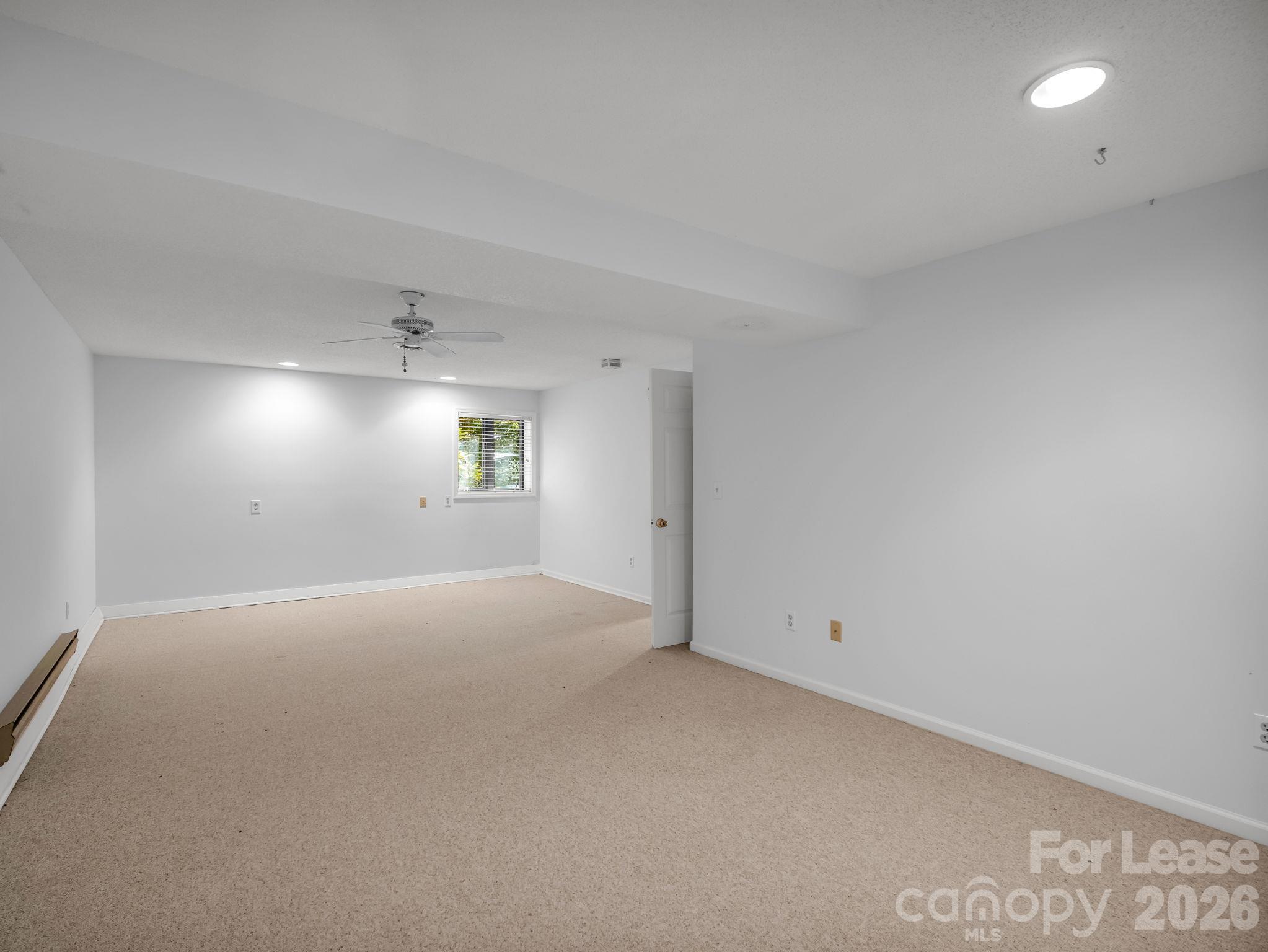335 Melrose Avenue 111 Property Photo 40