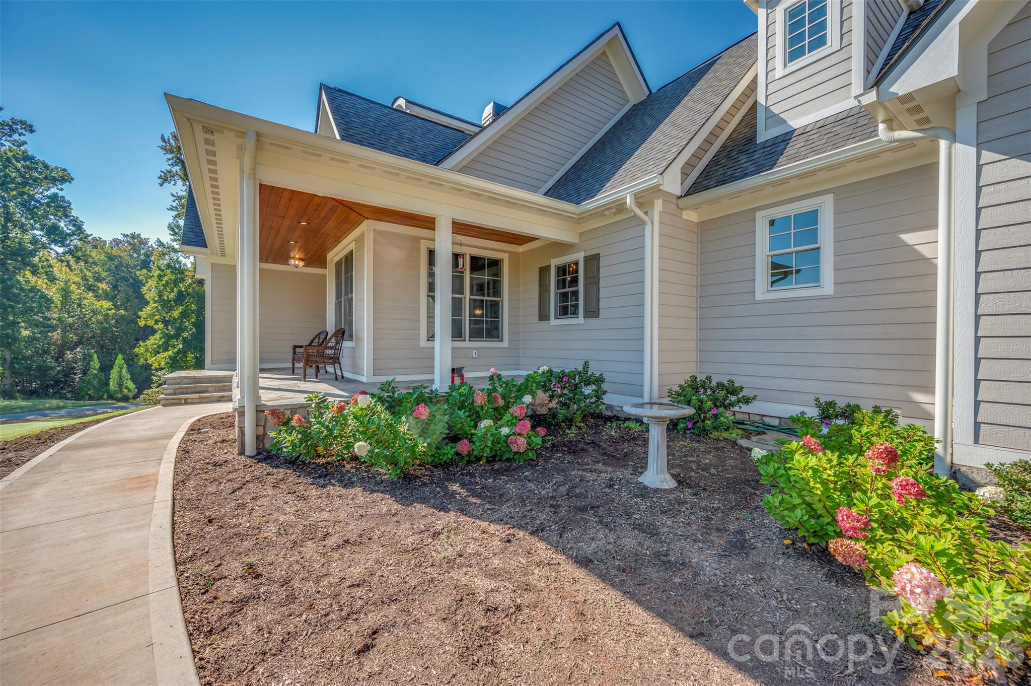 67 Taddington Circle Property Photo 8