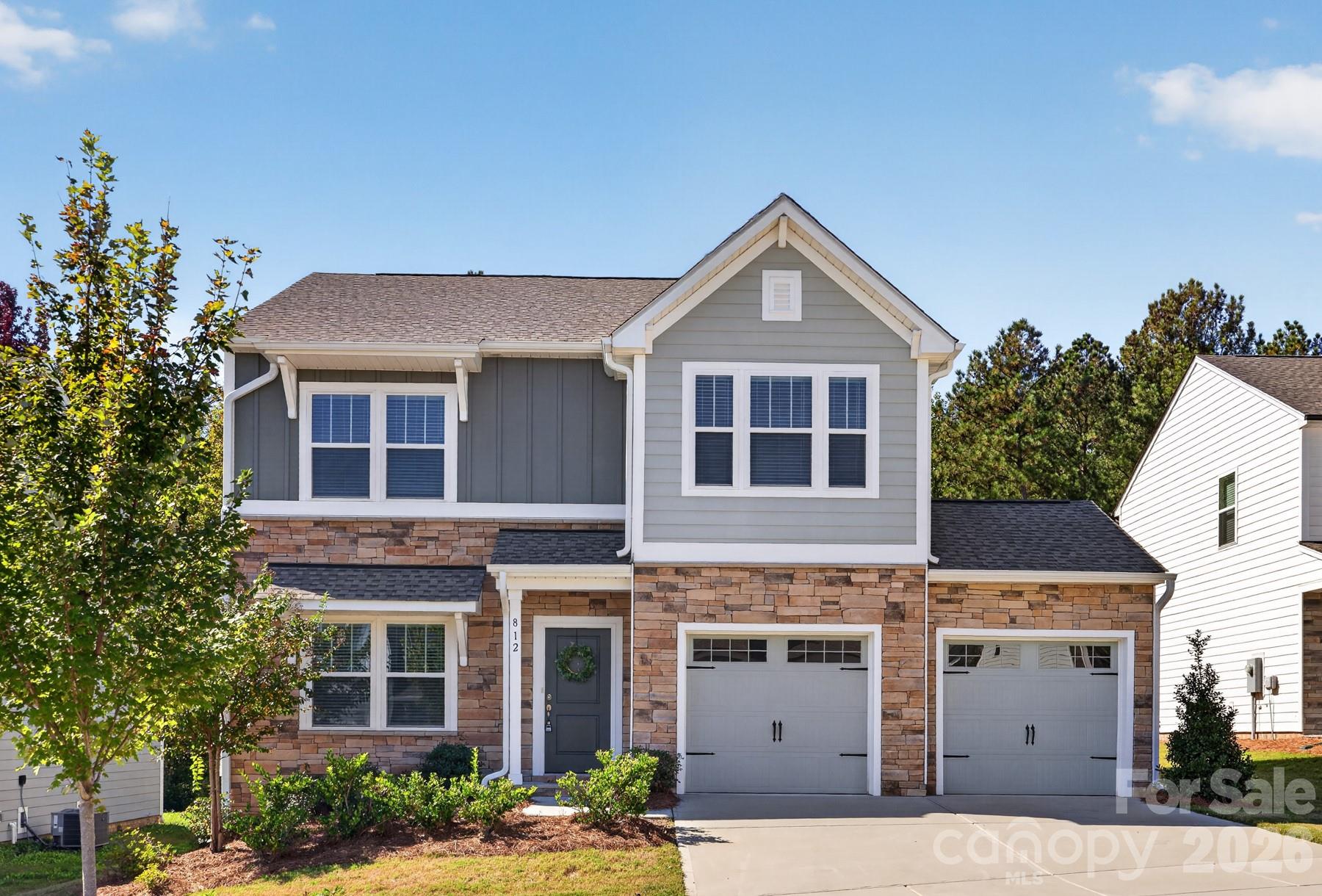 812 Scotch Meadows Loop Property Photo 1