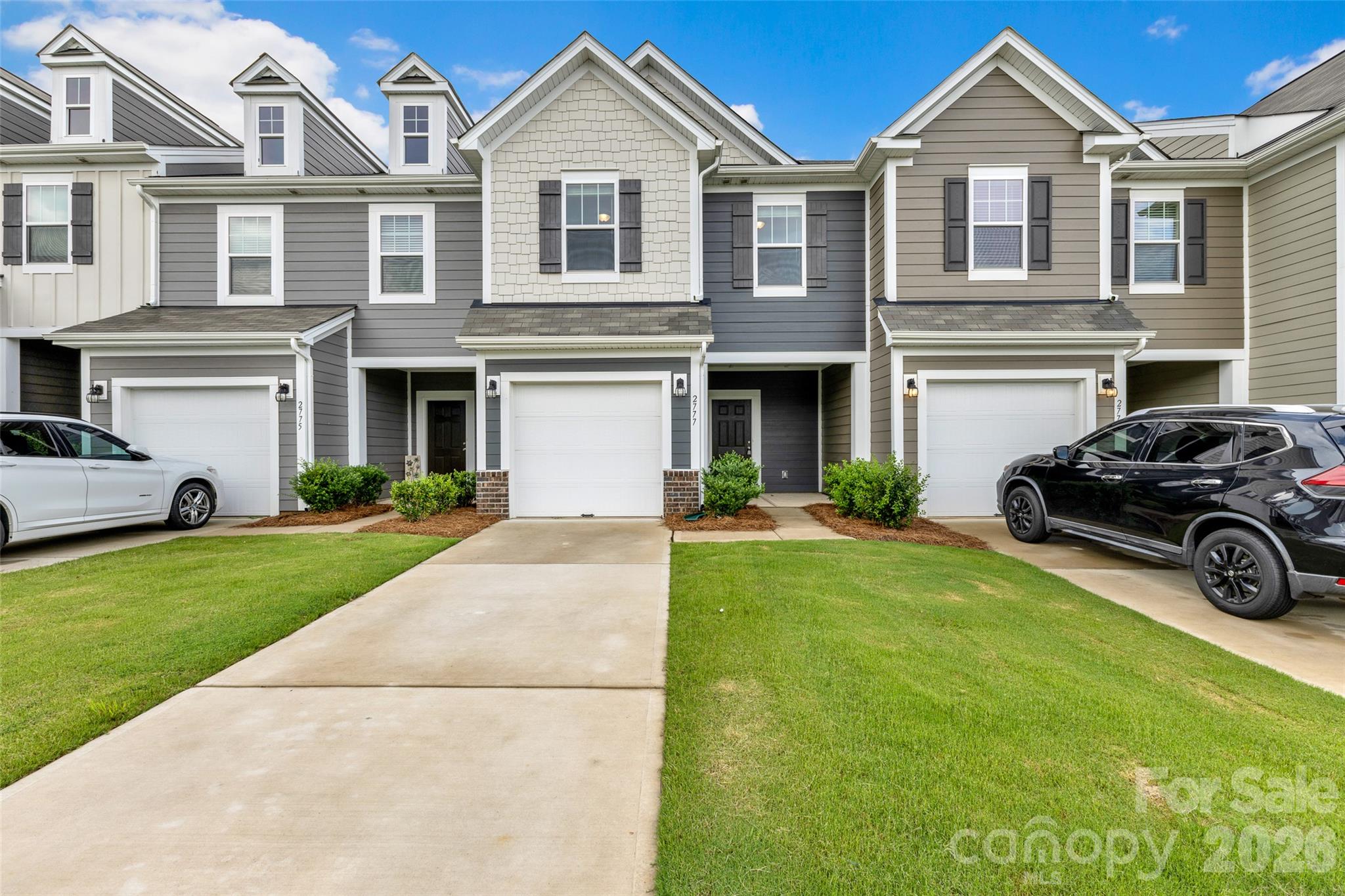 2777 Nw Yeager Drive Property Photo 1