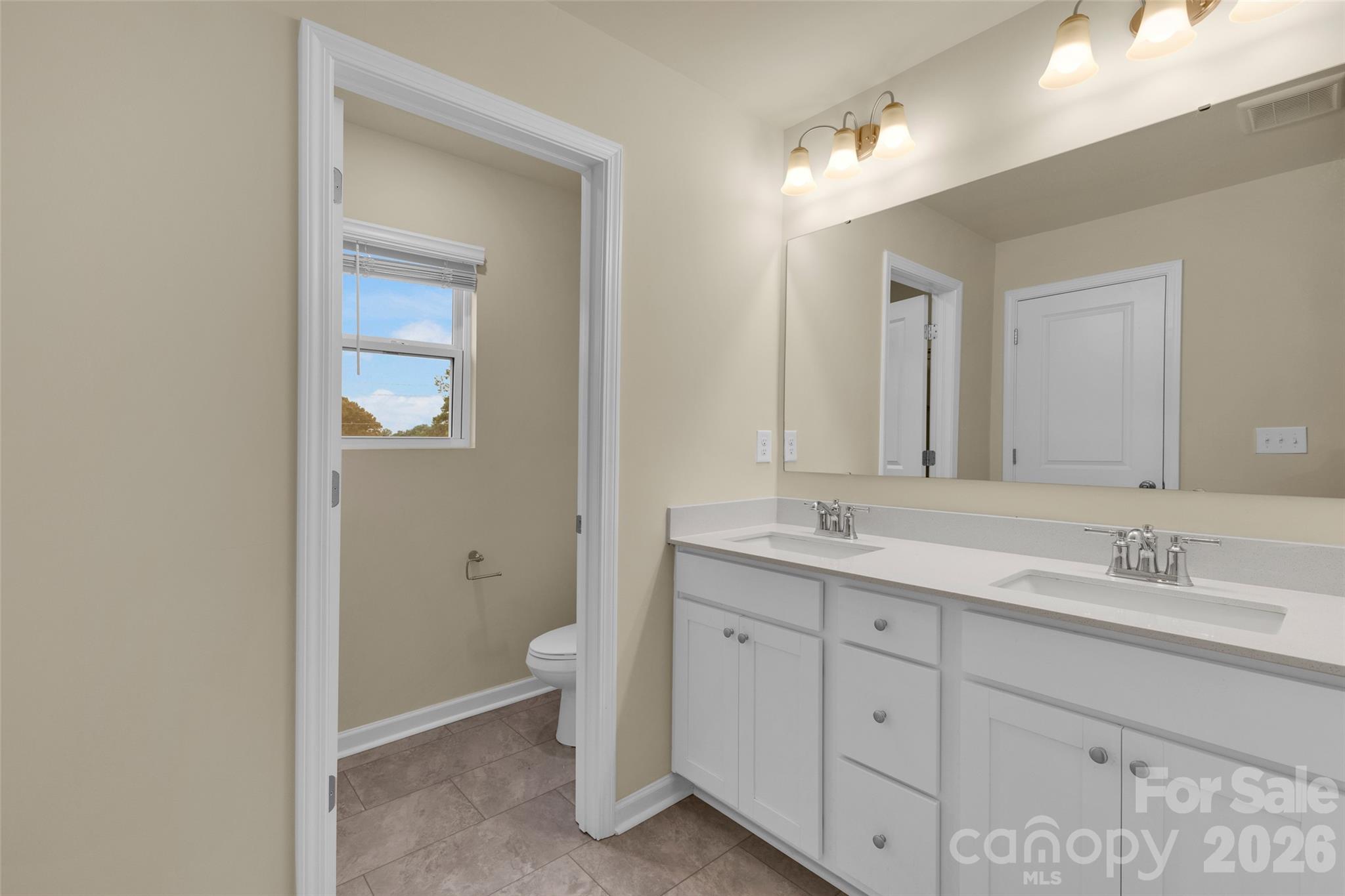 2777 Nw Yeager Drive Property Photo 6