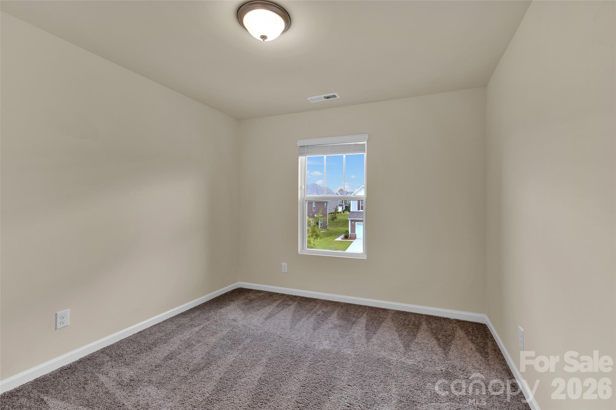 2777 Nw Yeager Drive Property Photo 14