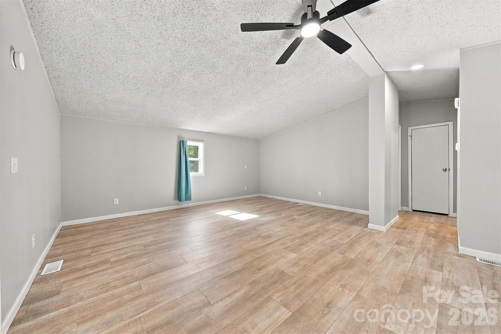 4236 Piney Road Property Photo 5