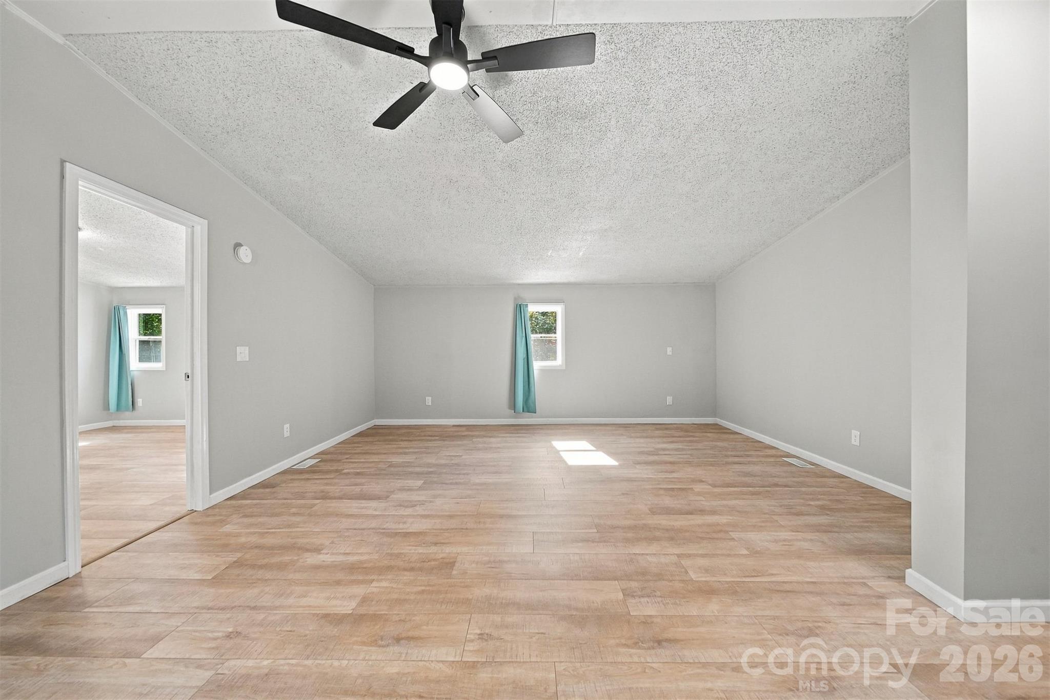 4236 Piney Road Property Photo 6
