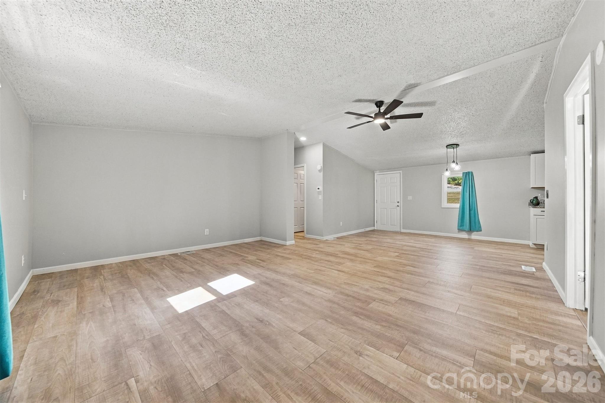 4236 Piney Road Property Photo 7