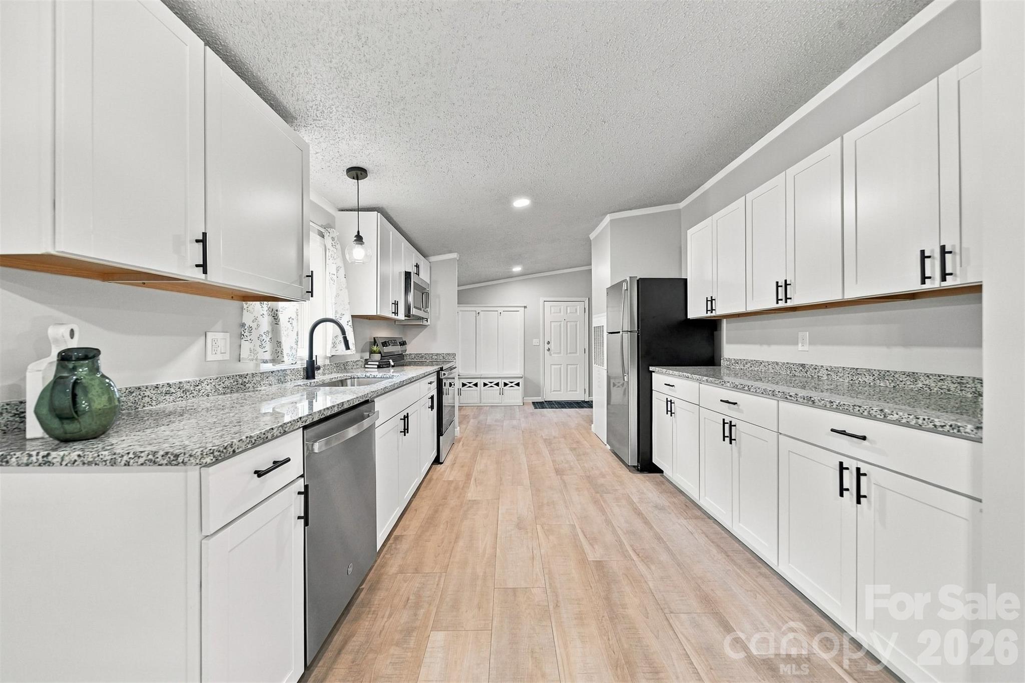 4236 Piney Road Property Photo 8