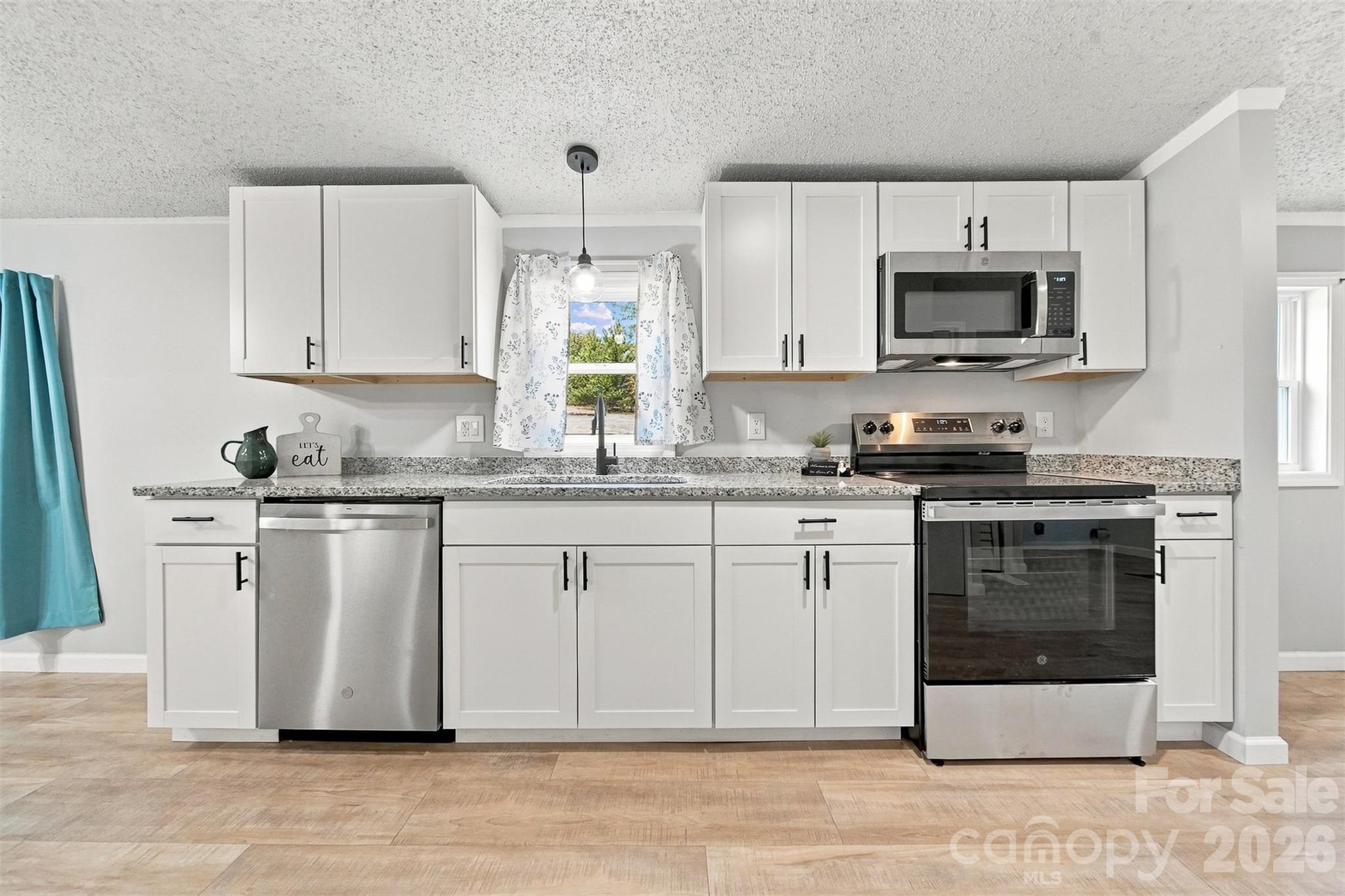 4236 Piney Road Property Photo 11