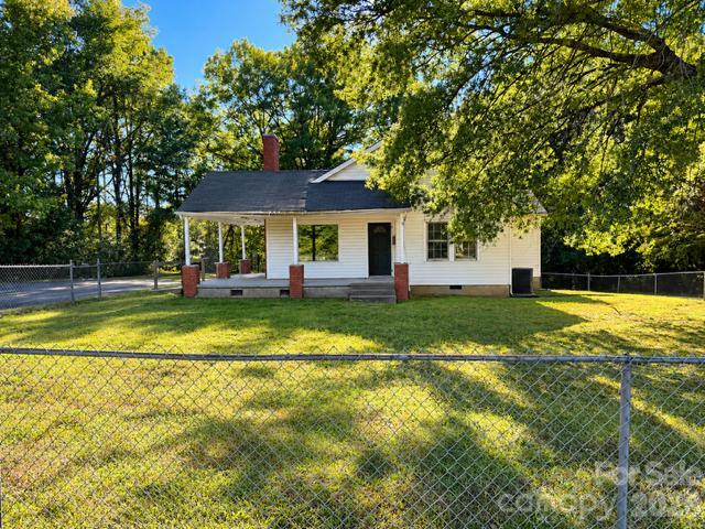 2301 N Nc 16 Highway Property Photo 1