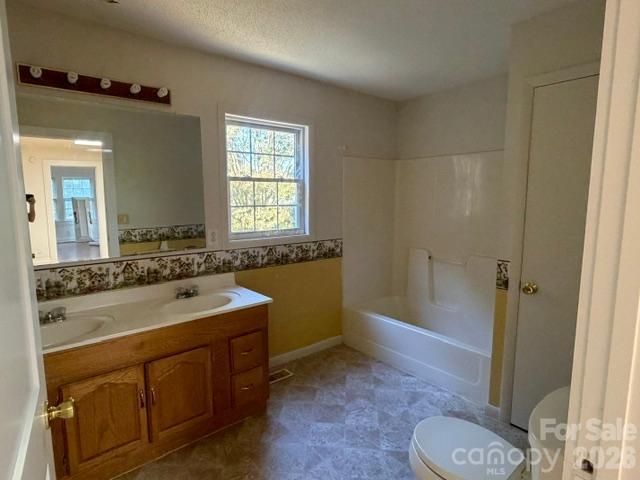 2301 N Nc 16 Highway Property Photo 9