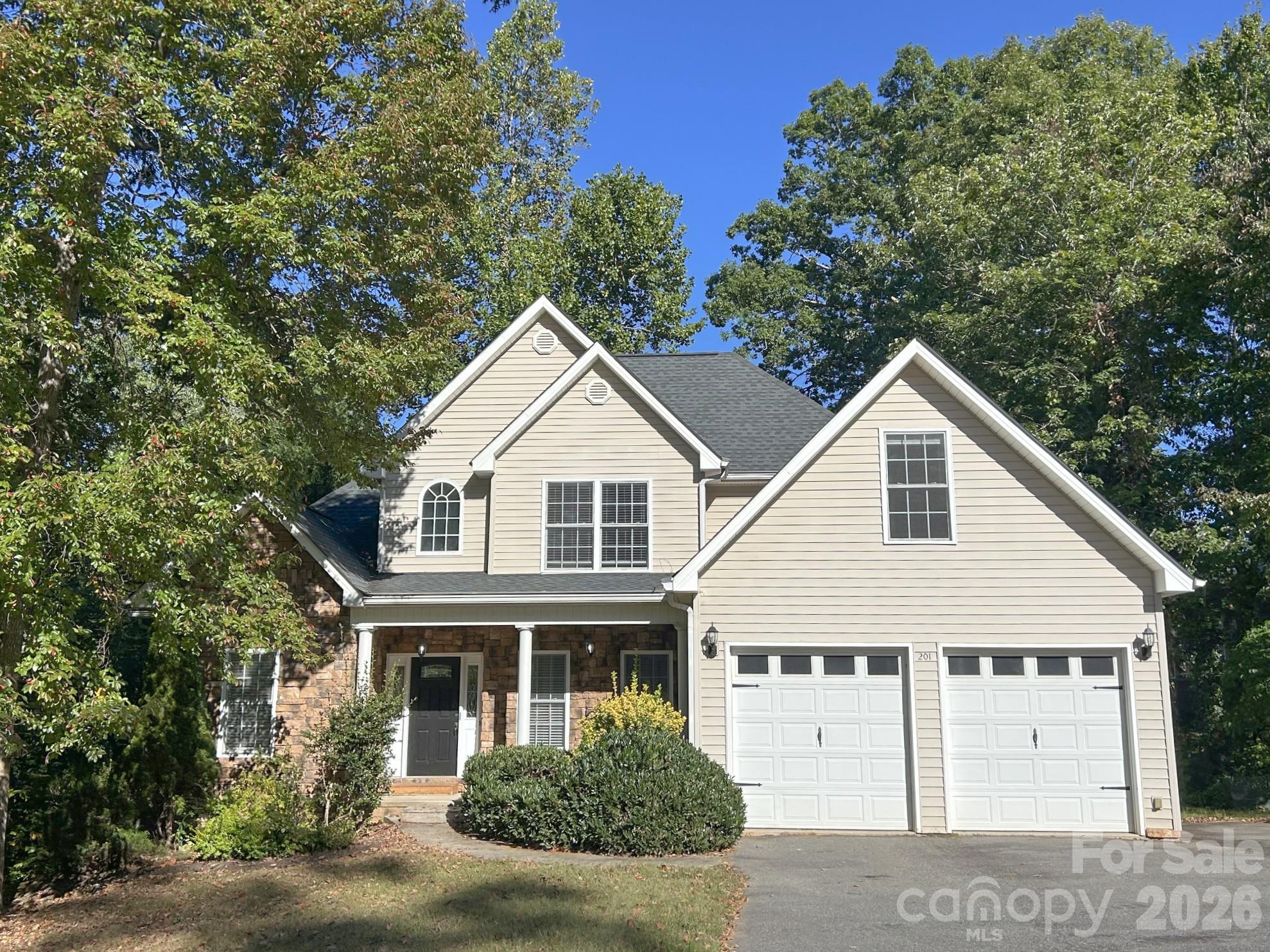 201 Colonel Holcombe Place Property Photo 1