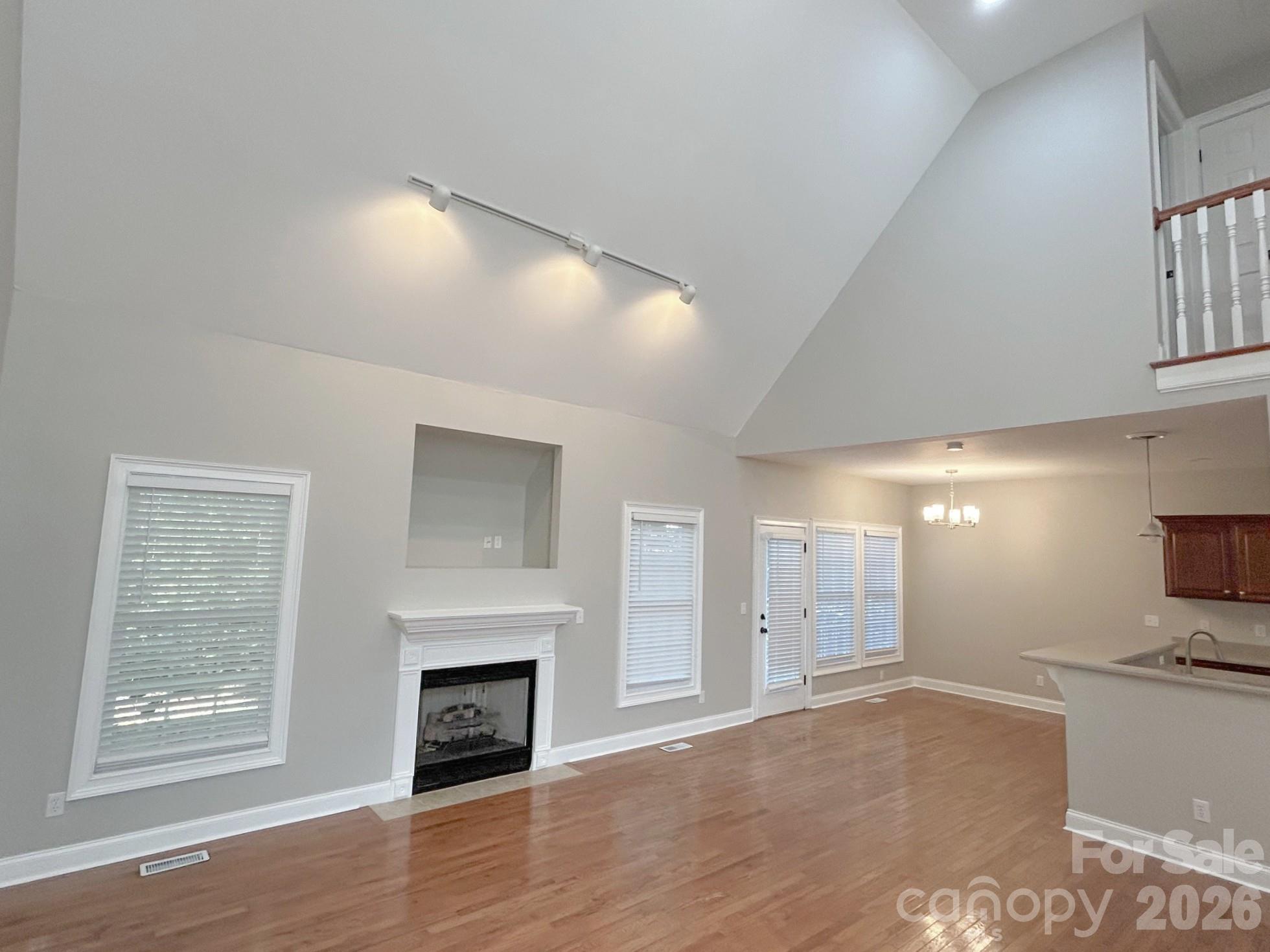 201 Colonel Holcombe Place Property Photo 4