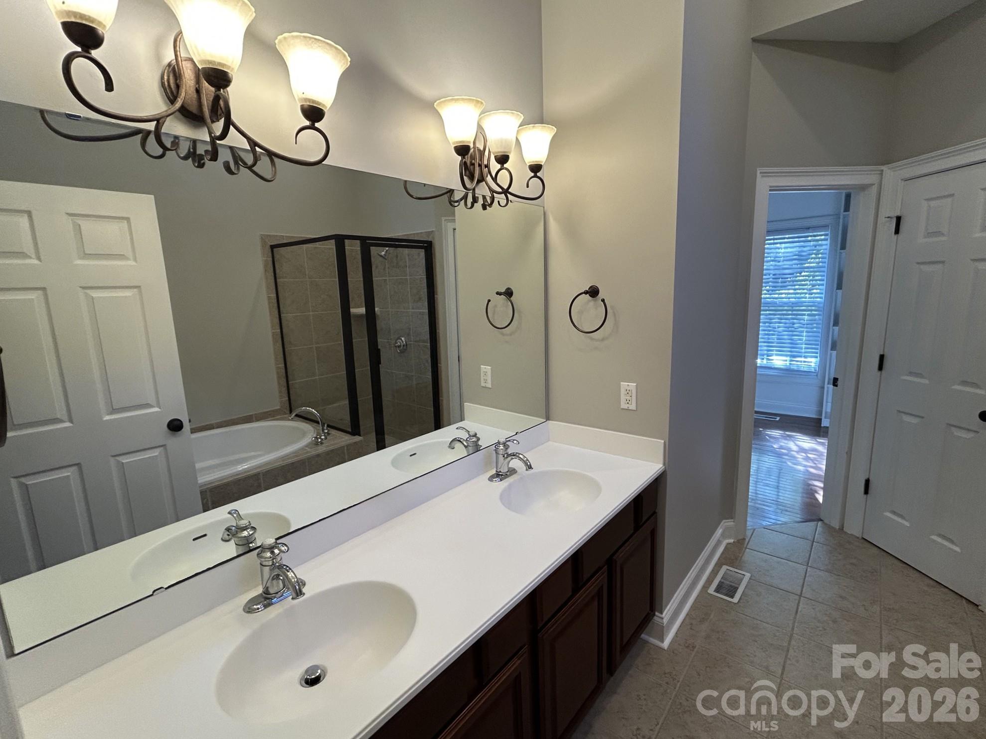 201 Colonel Holcombe Place Property Photo 14