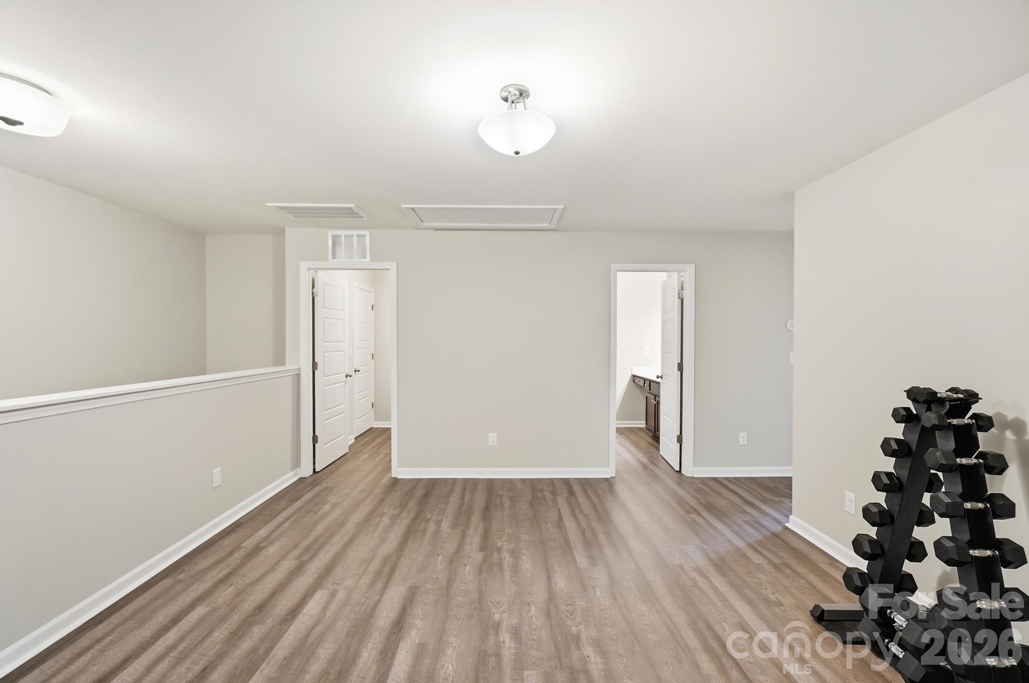 1138 Streamside Lane Property Photo 28