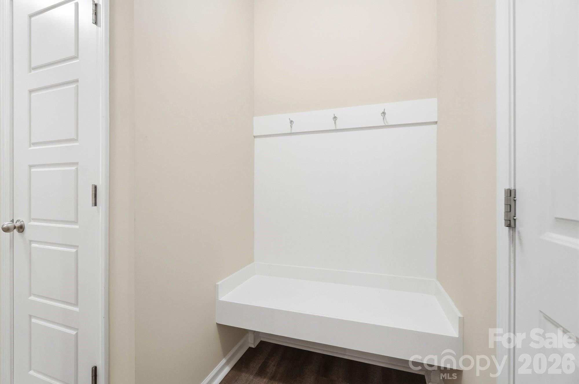 1138 Streamside Lane Property Photo 32