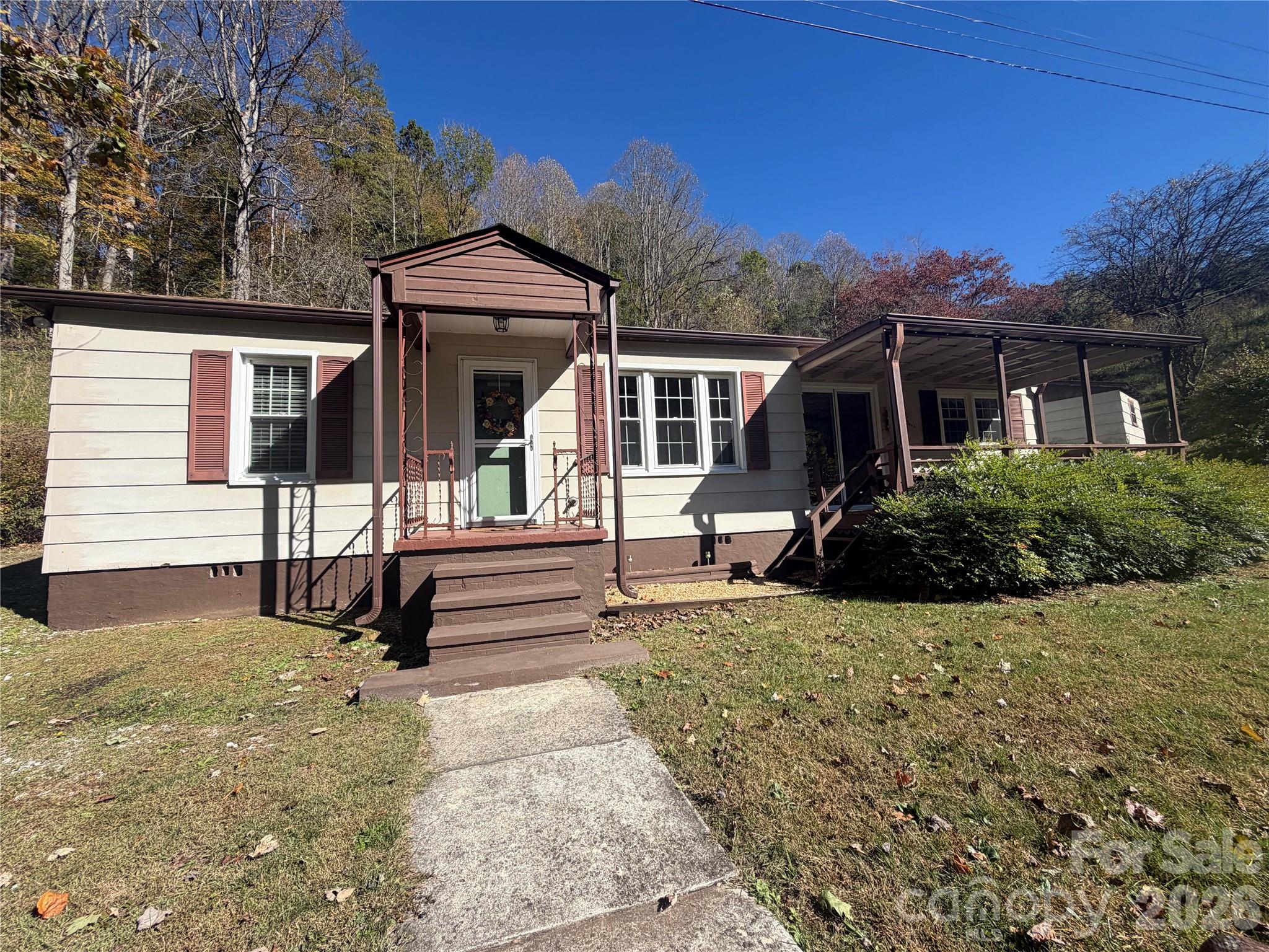 338 Sweet Creek Road Property Photo 28