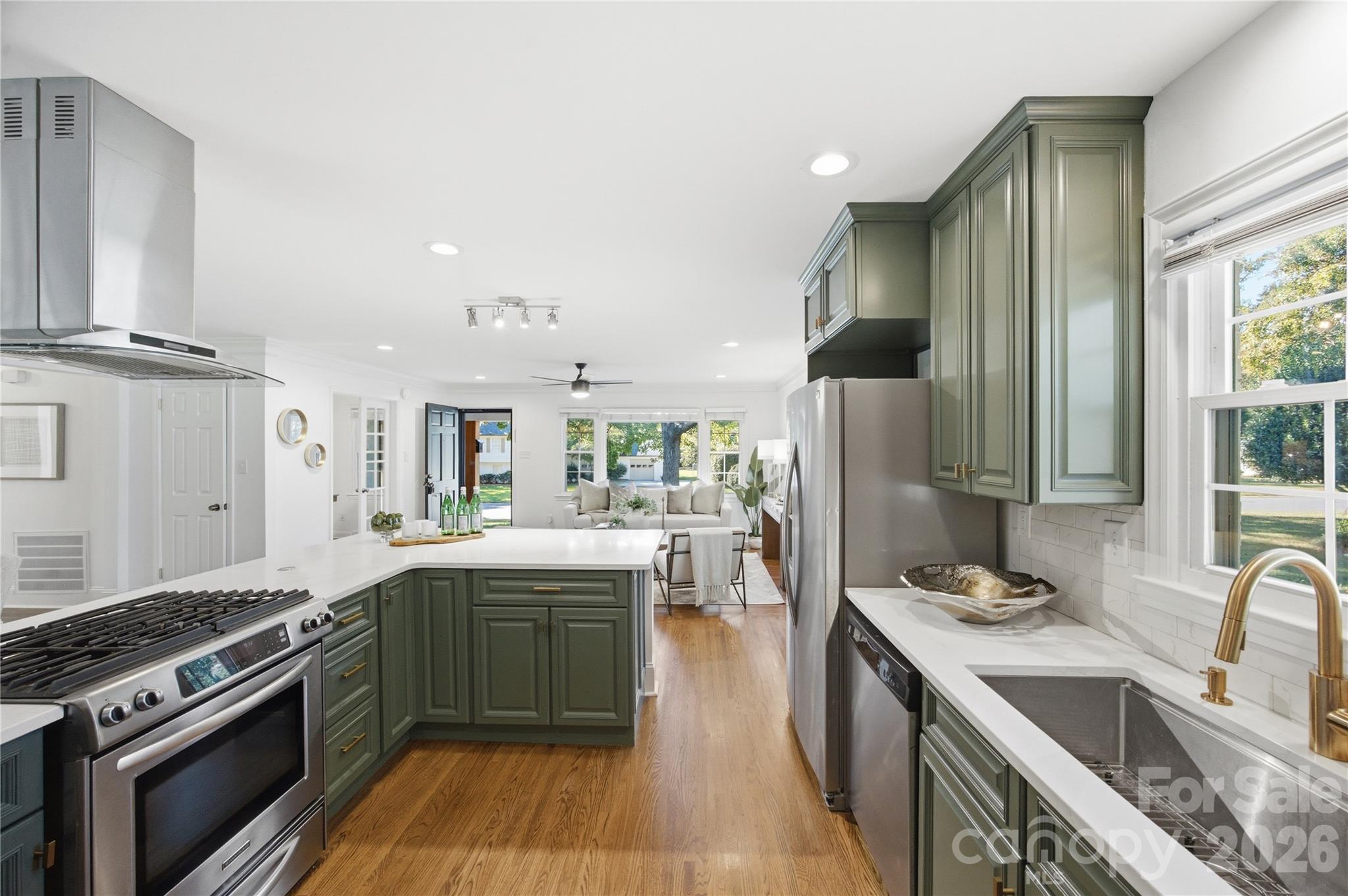 4809 Walden Court Property Photo 8