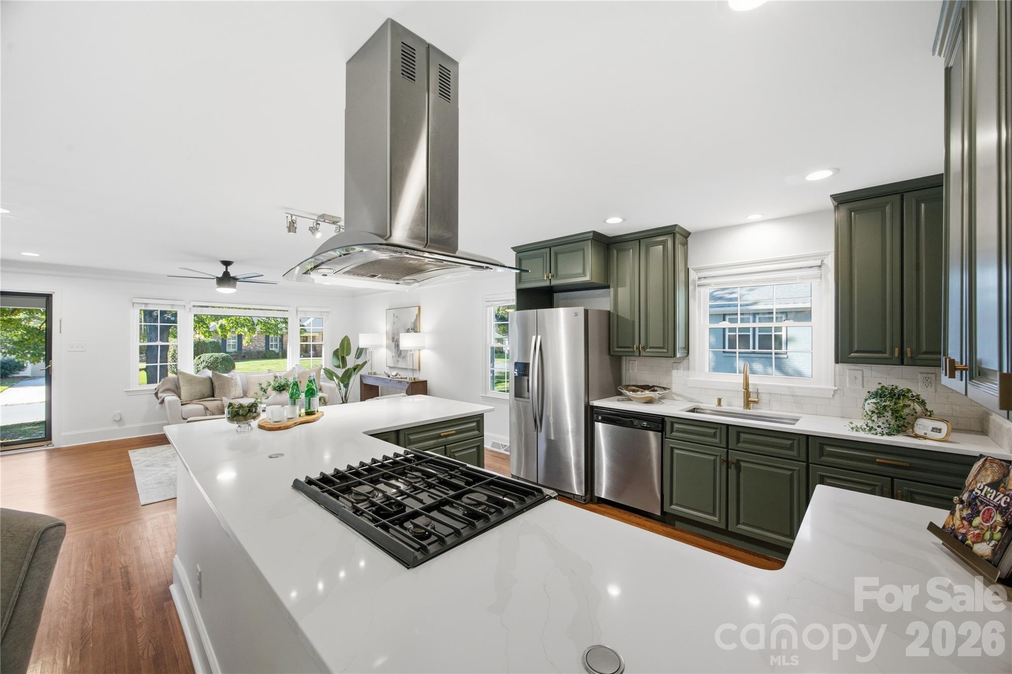 4809 Walden Court Property Photo 12