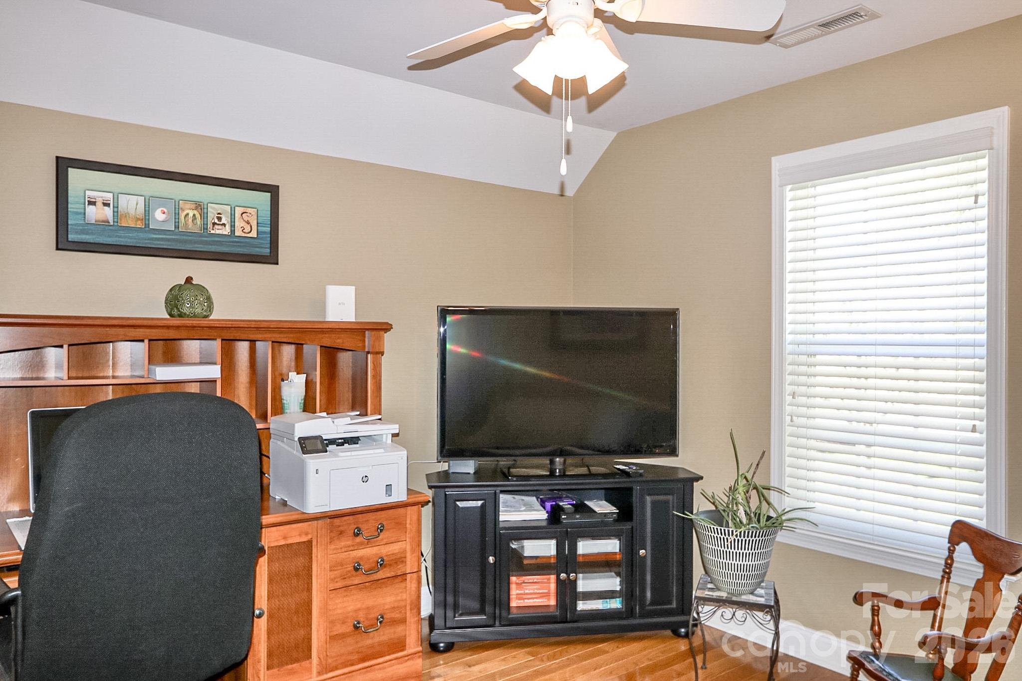 2122 Walnut Crossing Run Property Photo 30