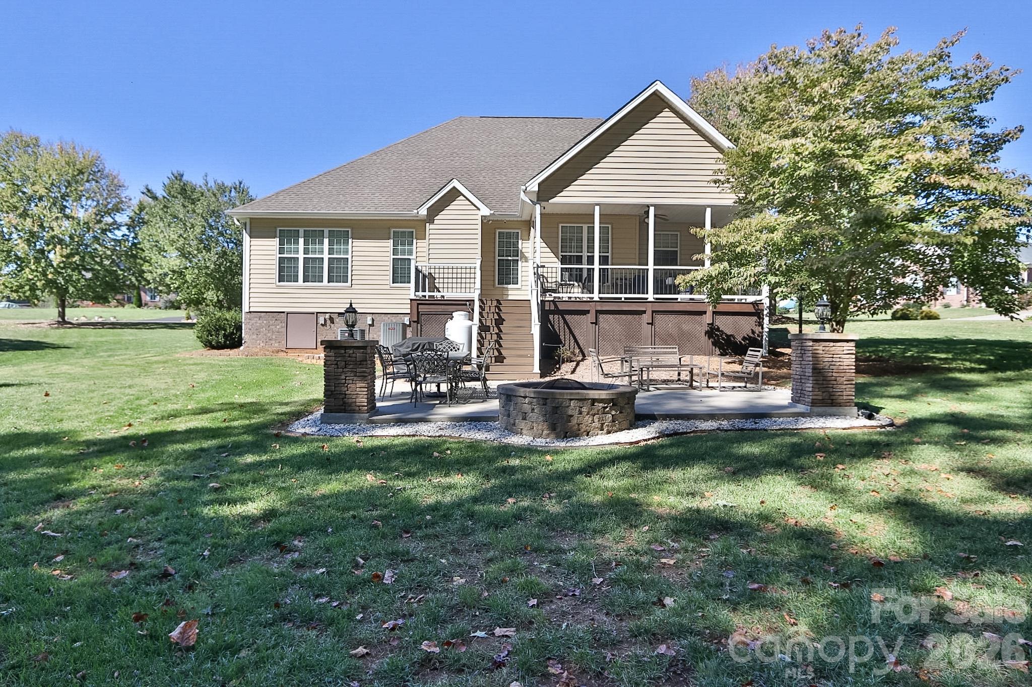 2122 Walnut Crossing Run Property Photo 35