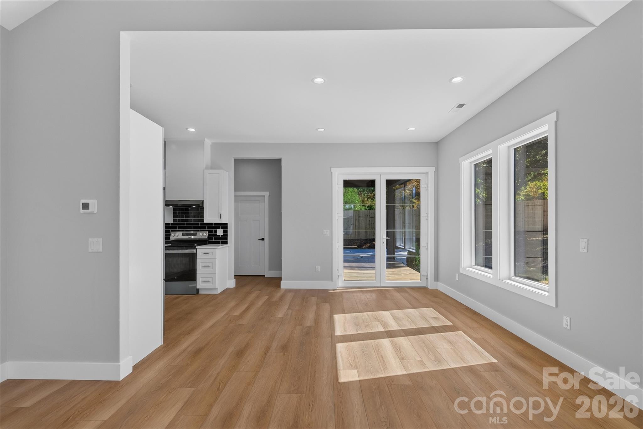 305 Chadwick Avenue Property Photo 11