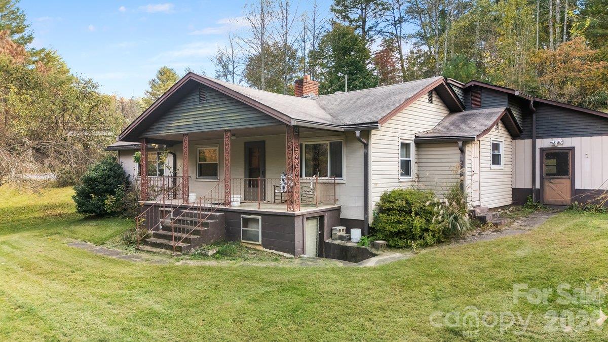 11 Whitt Road Property Photo 1