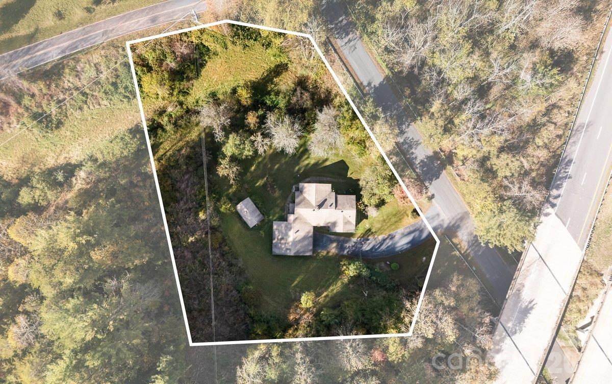 11 Whitt Road Property Photo 14