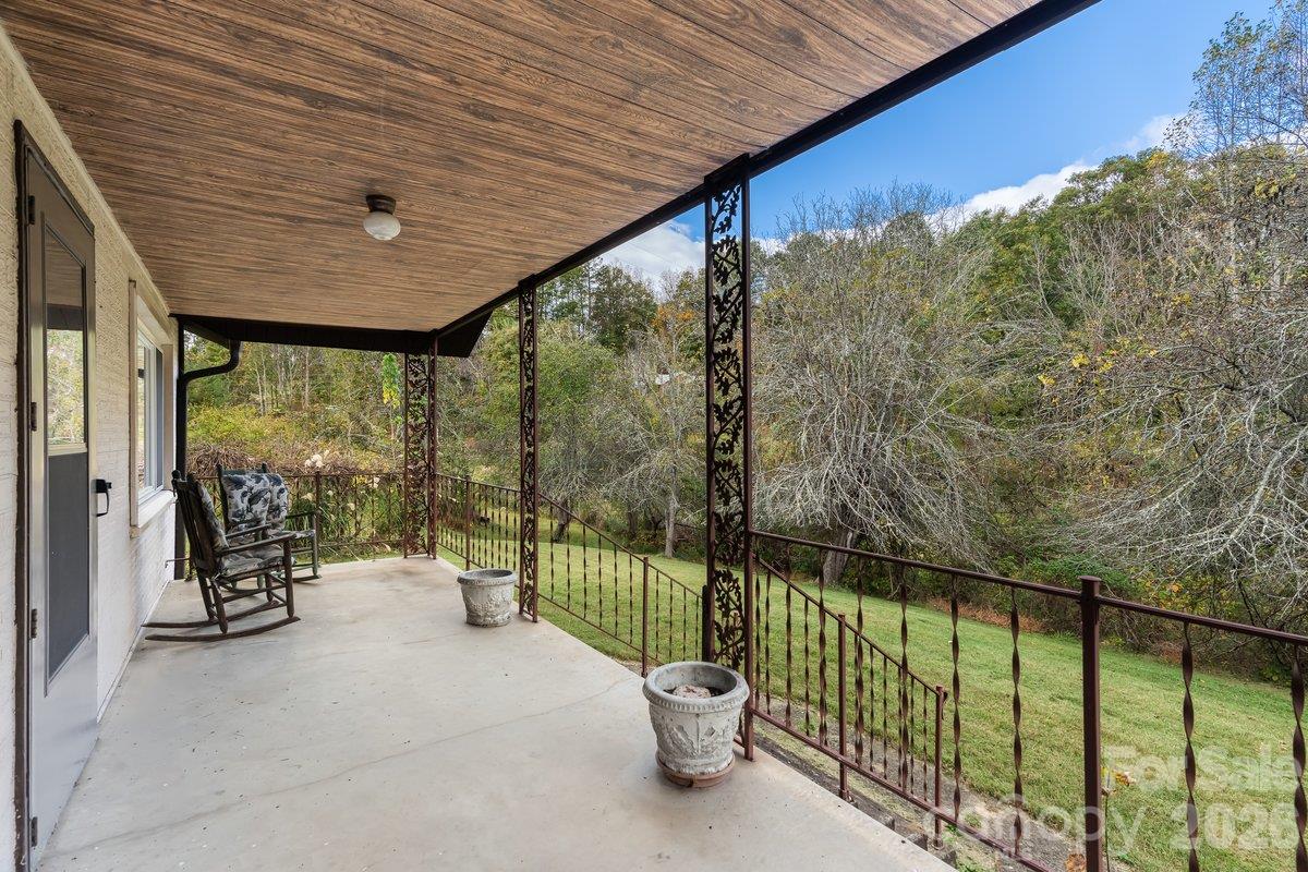 11 Whitt Road Property Photo 18