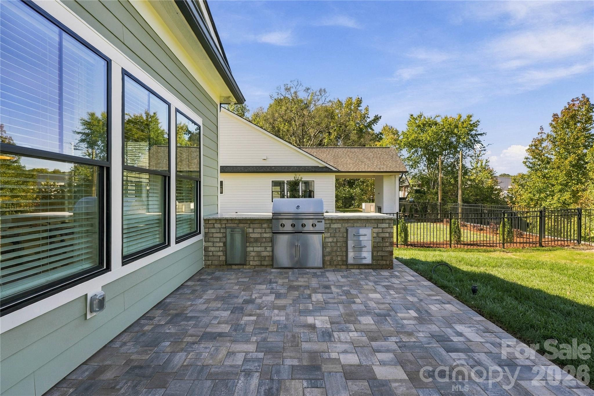 313 Westvale Drive Property Photo 20