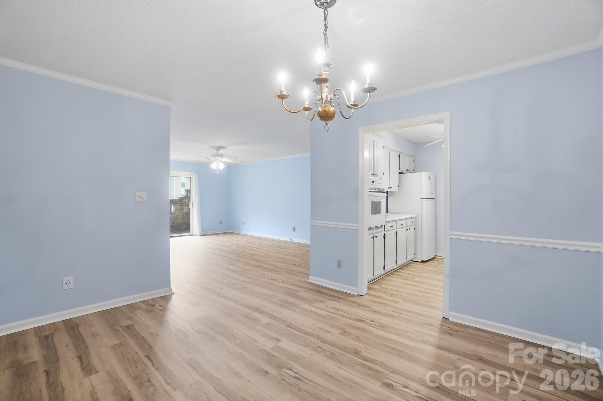 4754 Hedgemore Drive N Property Photo 12