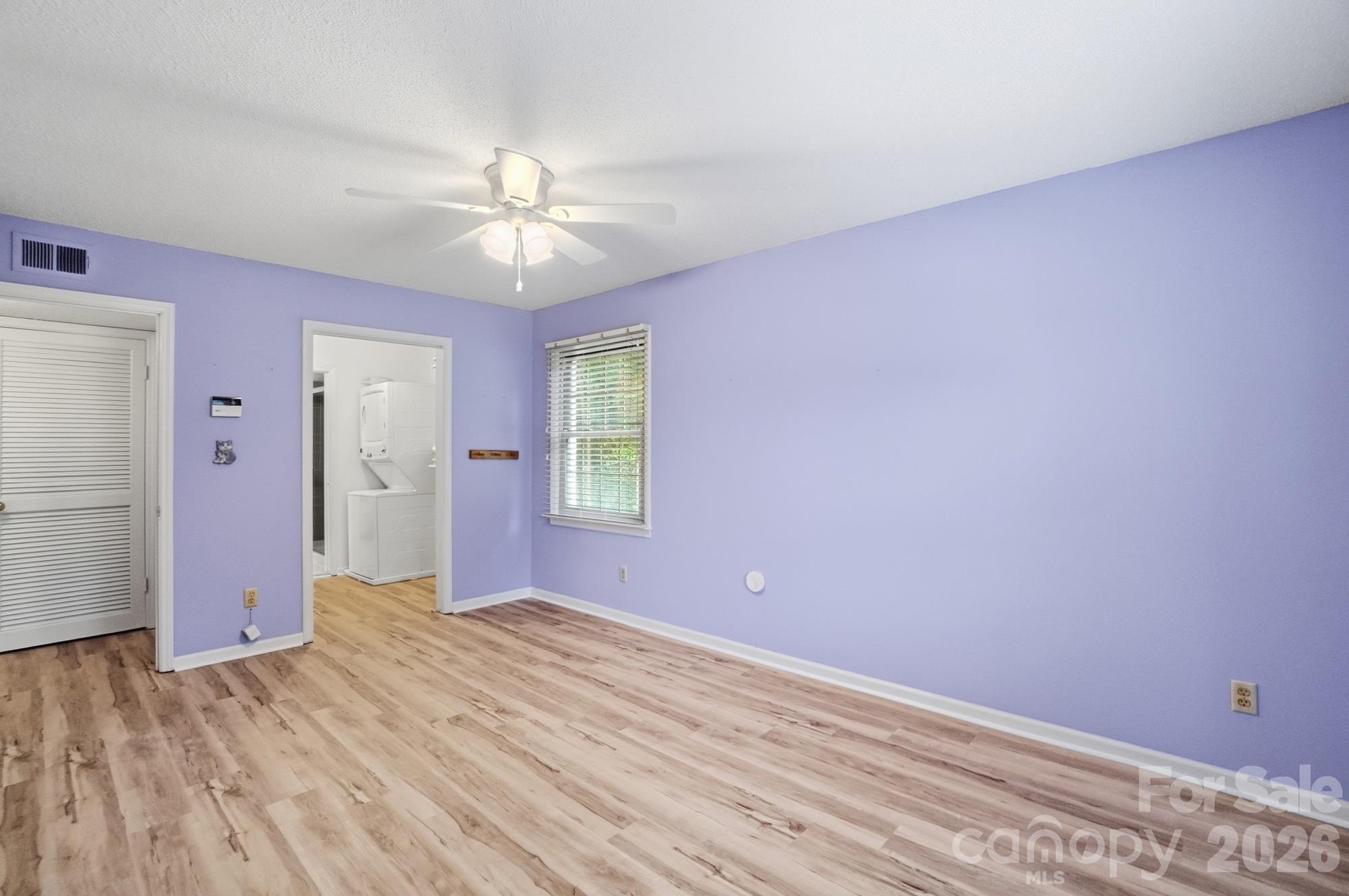 4754 Hedgemore Drive N Property Photo 22