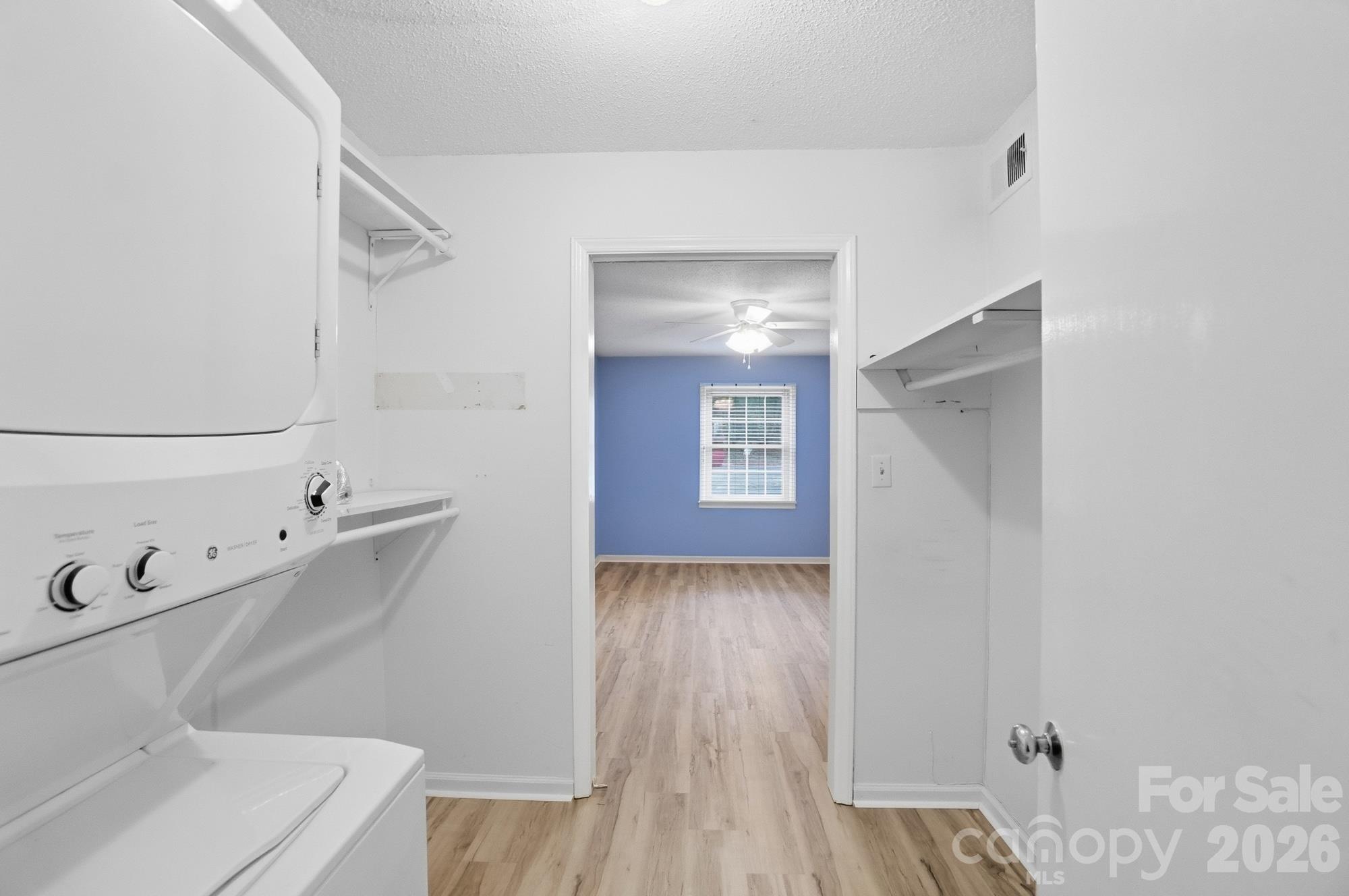 4754 Hedgemore Drive N Property Photo 26