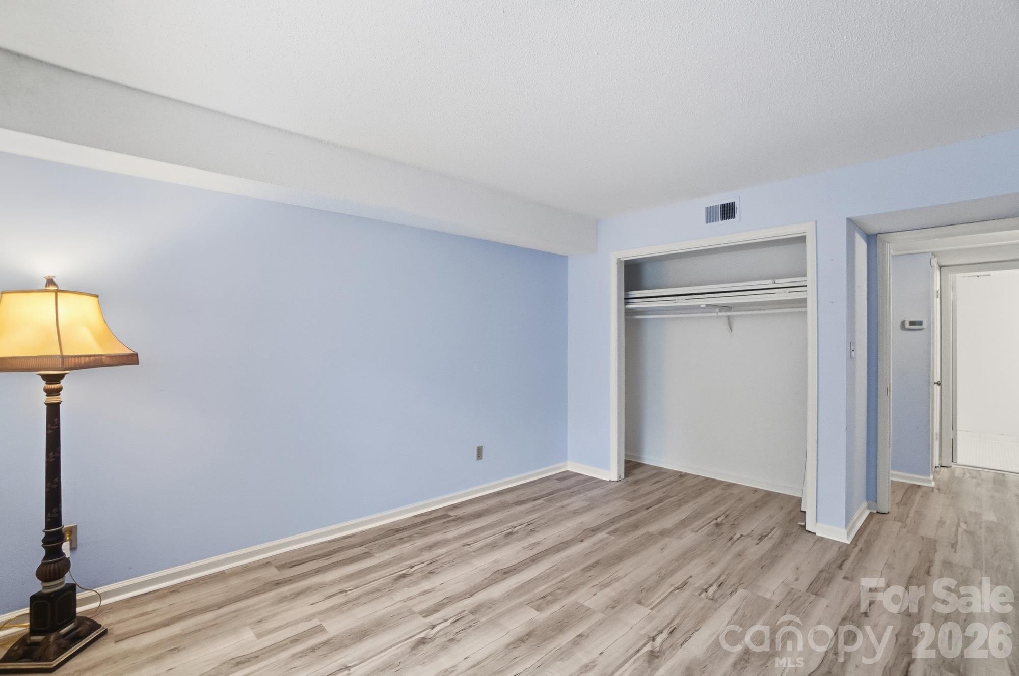 4754 Hedgemore Drive N Property Photo 32