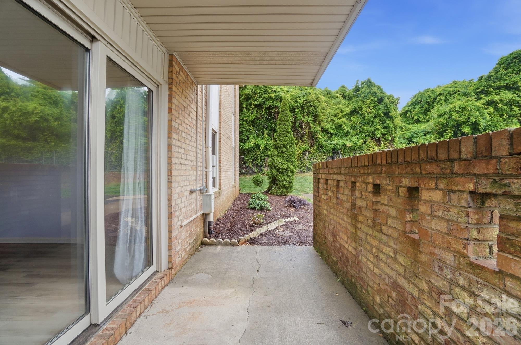 4754 Hedgemore Drive N Property Photo 42