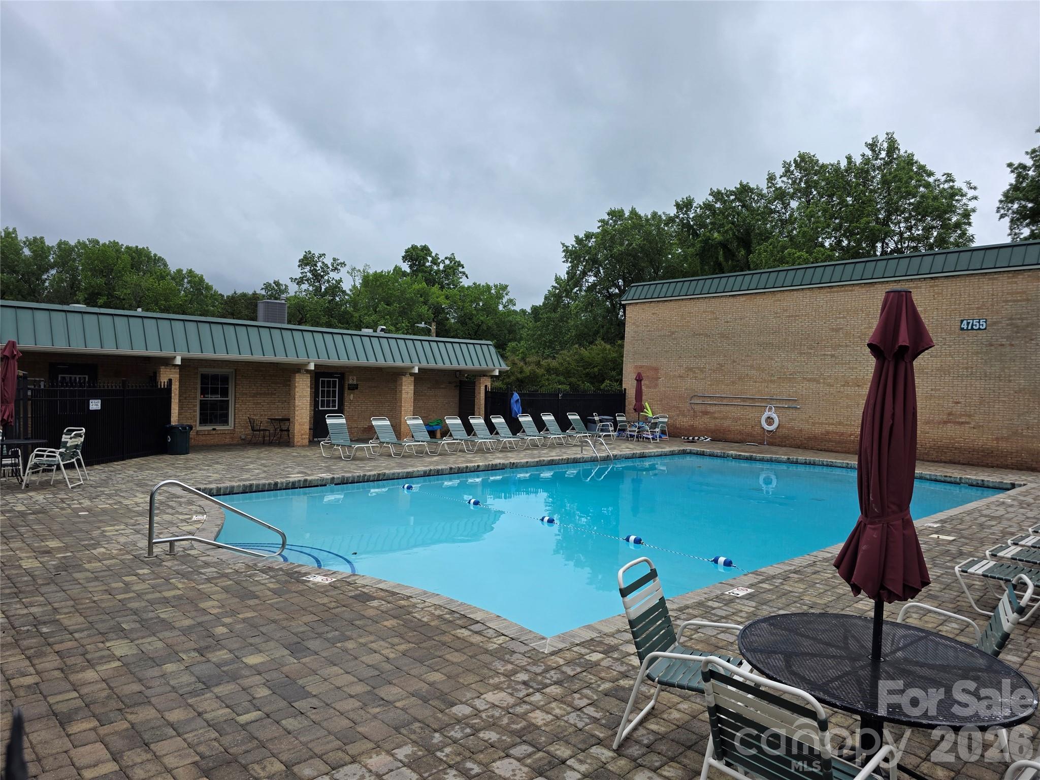 4754 Hedgemore Drive N Property Photo 45
