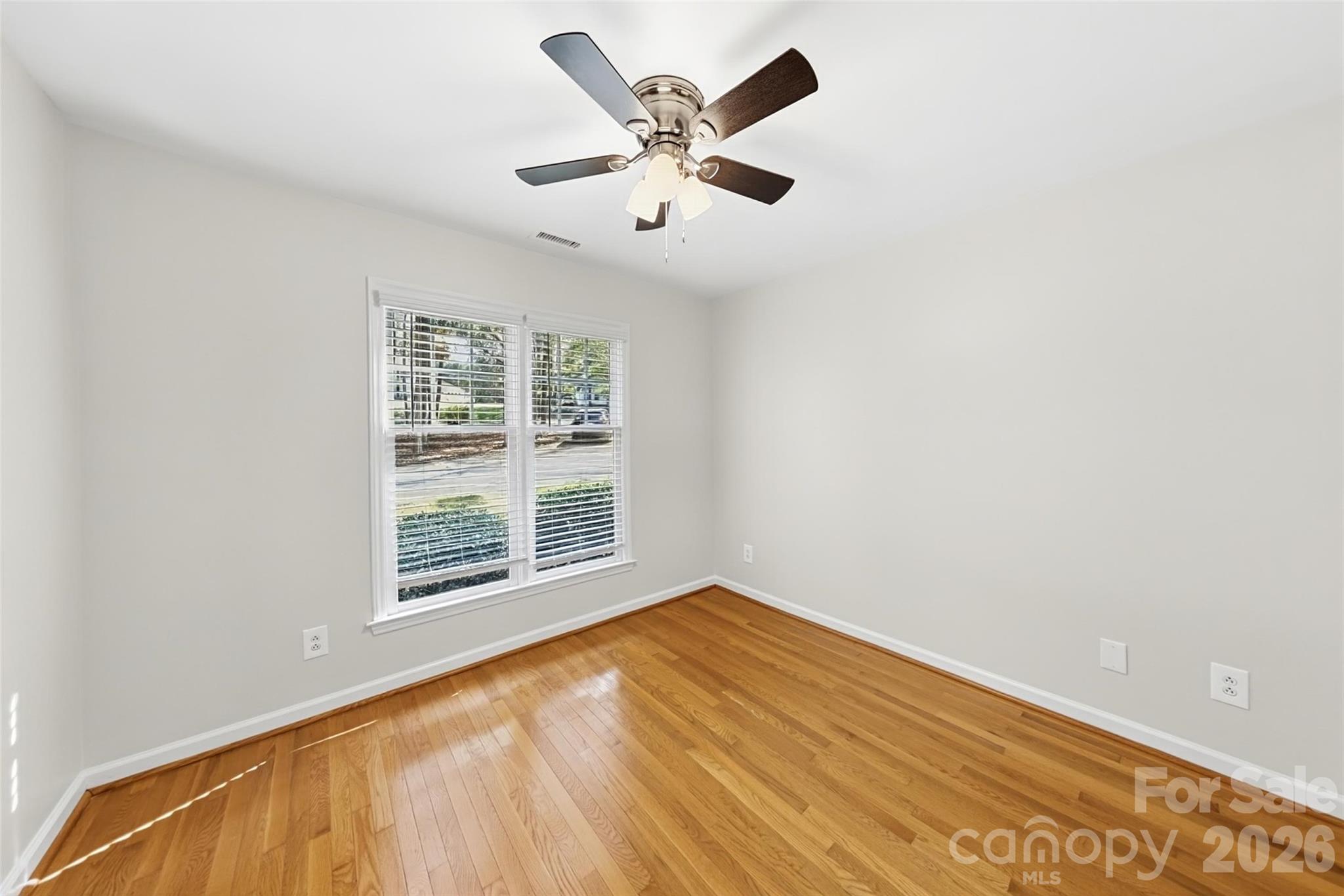 1728 Lake Lee Drive Property Photo 15