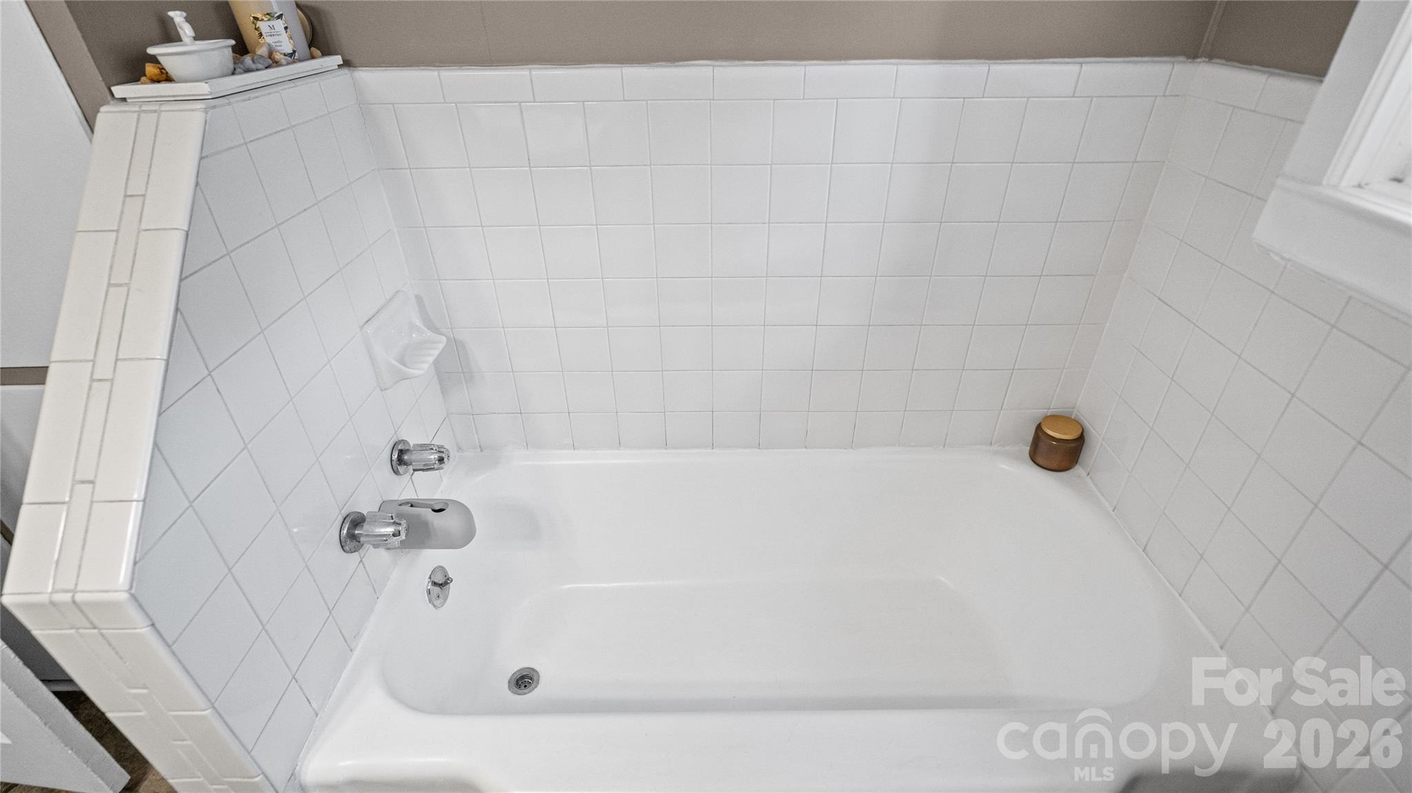 306 Hillcrest Drive Property Photo 26