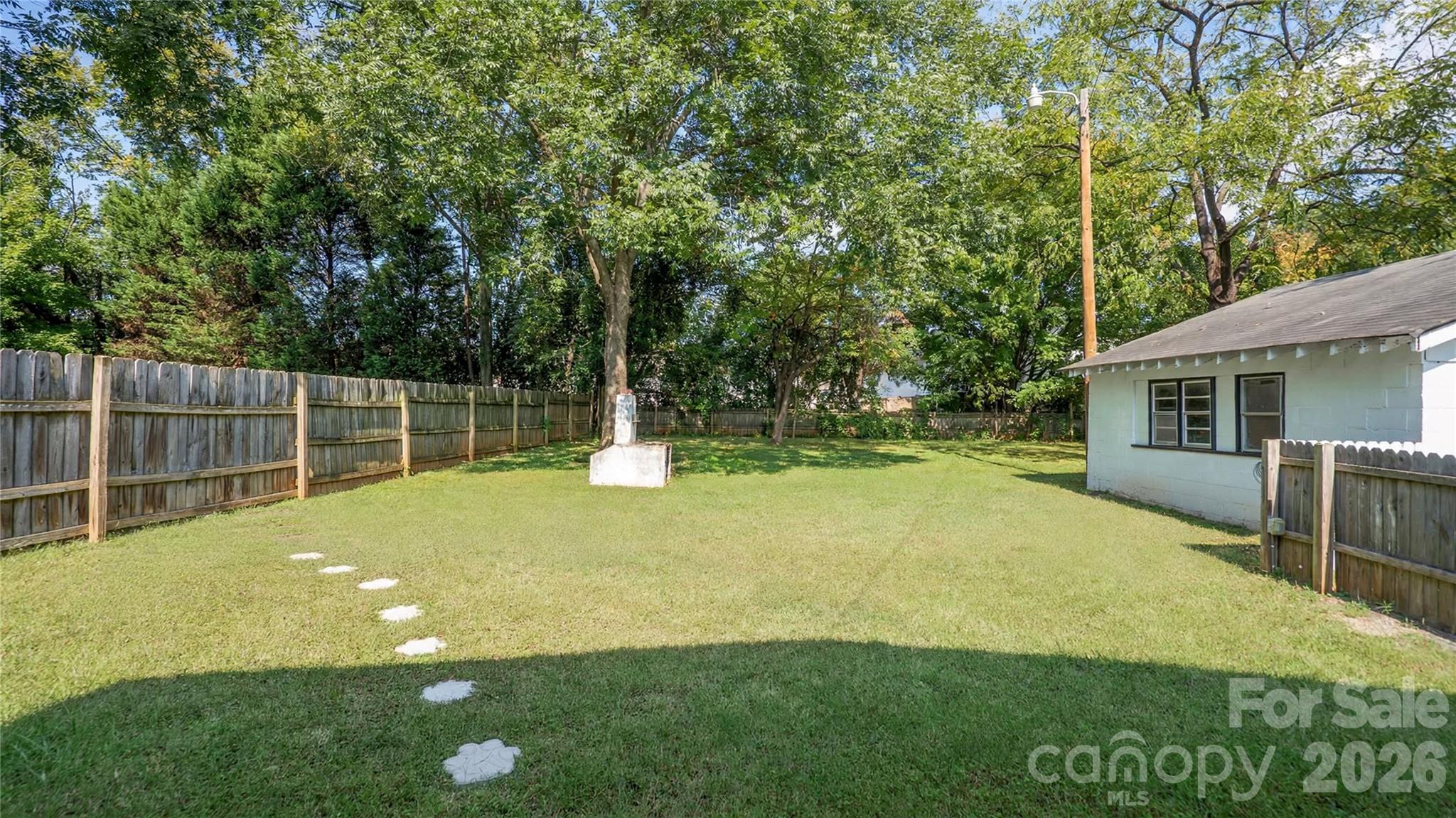 306 Hillcrest Drive Property Photo 33