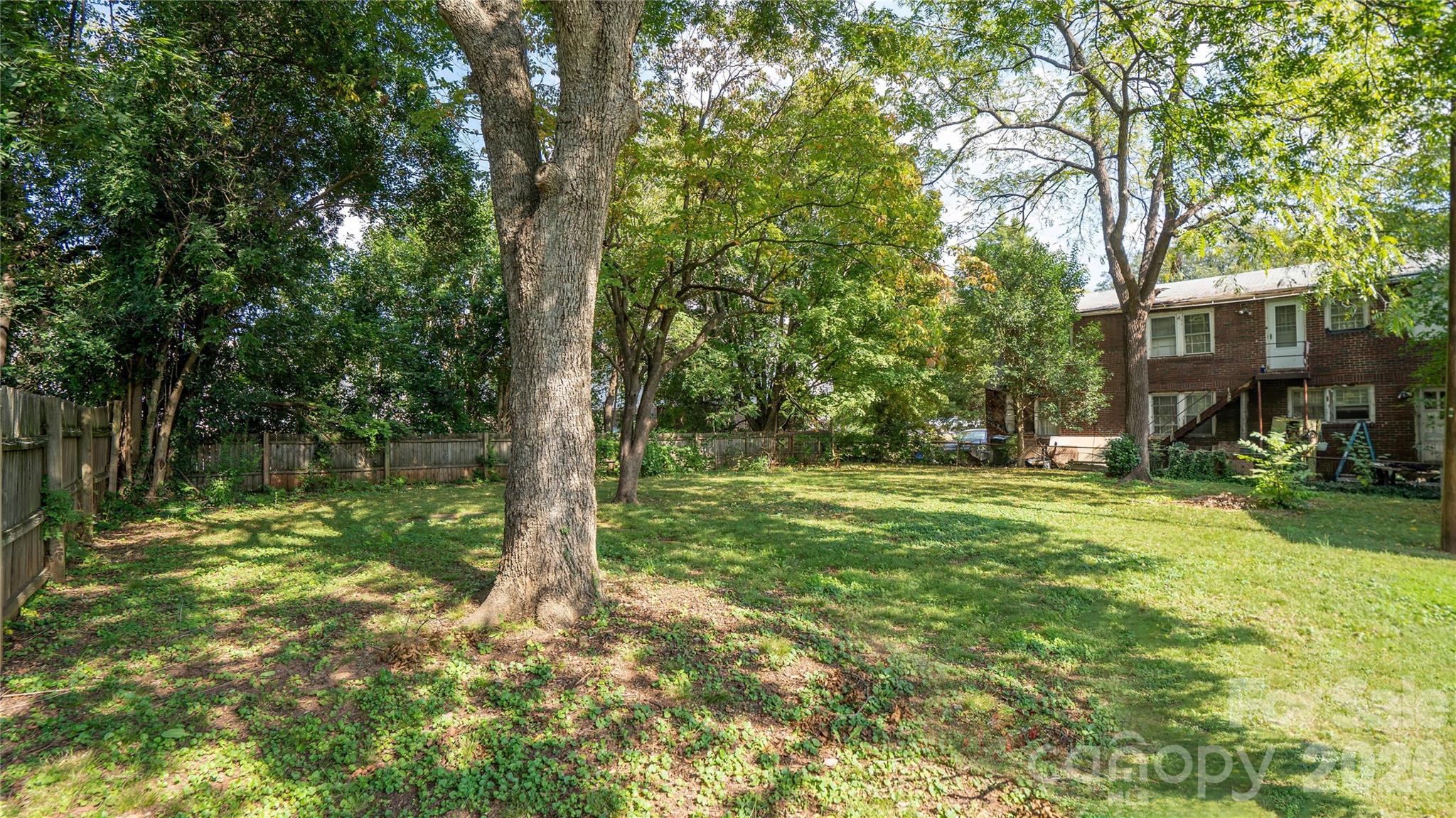 306 Hillcrest Drive Property Photo 34