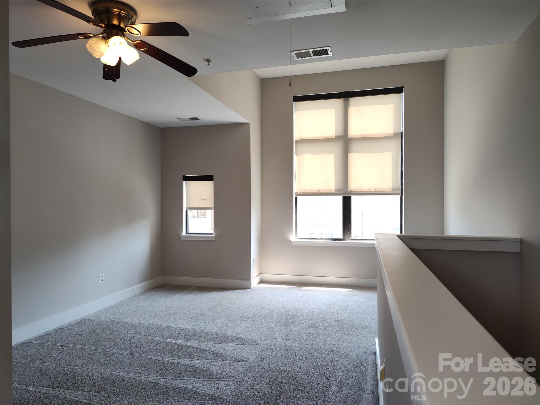 926 E 8th Street Property Photo 13