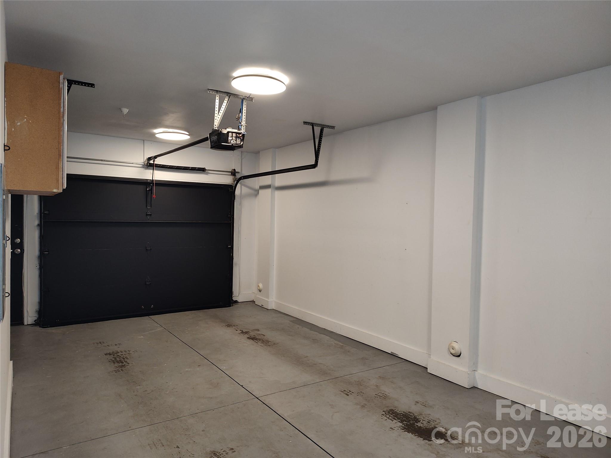 926 E 8th Street Property Photo 16